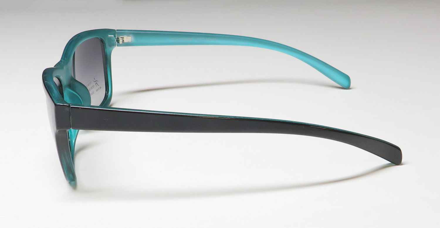 Adrienne Vittadini 5047 Sunglasses