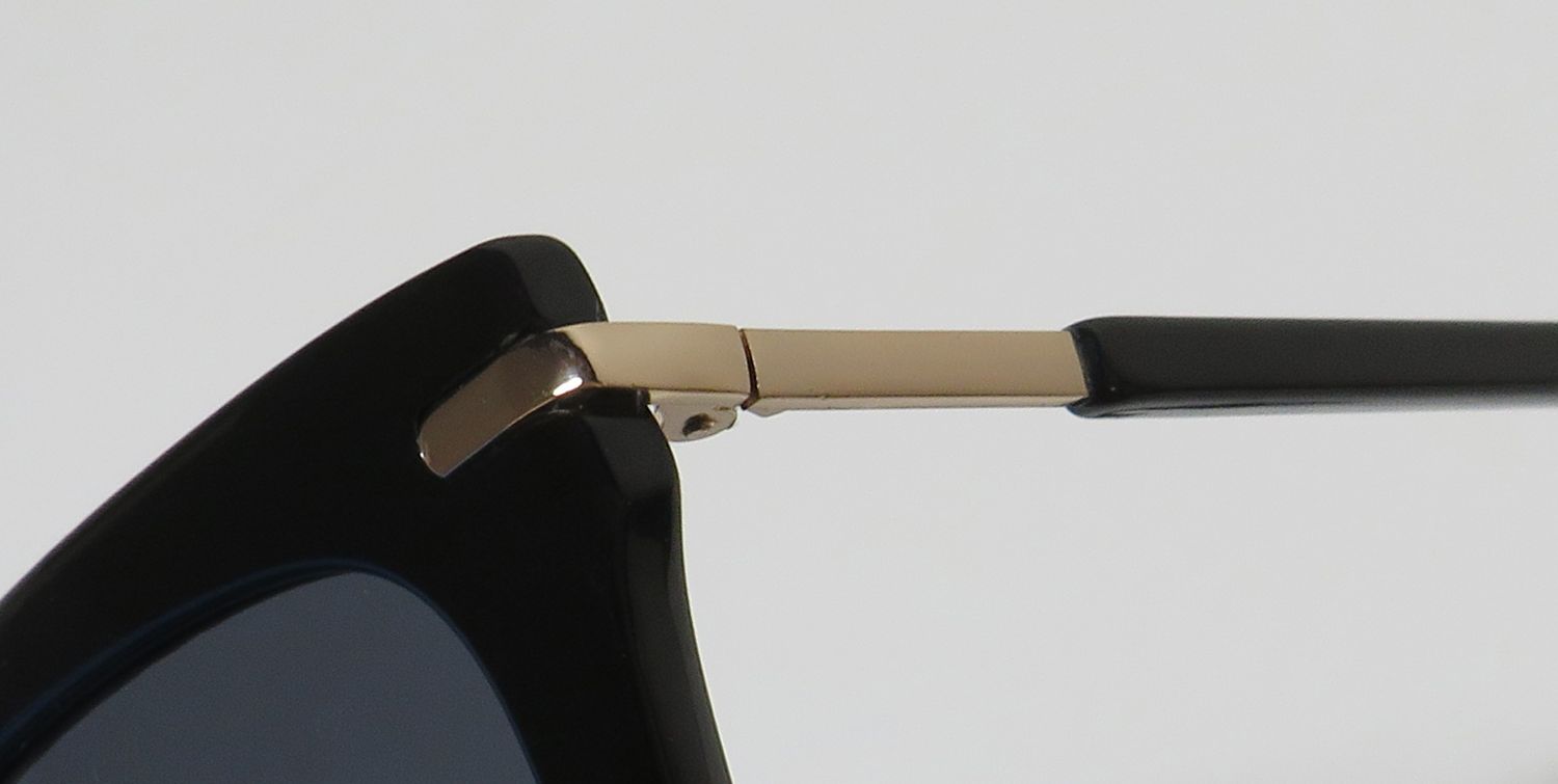 Kendall + Kylie Kk5128 Ceci Sunglasses by ModaFrames