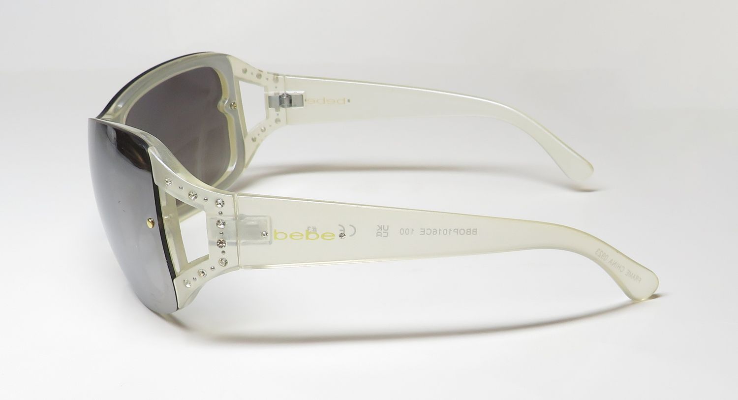 Bebe Bbop1016ce Sunglasses by ModaFrames