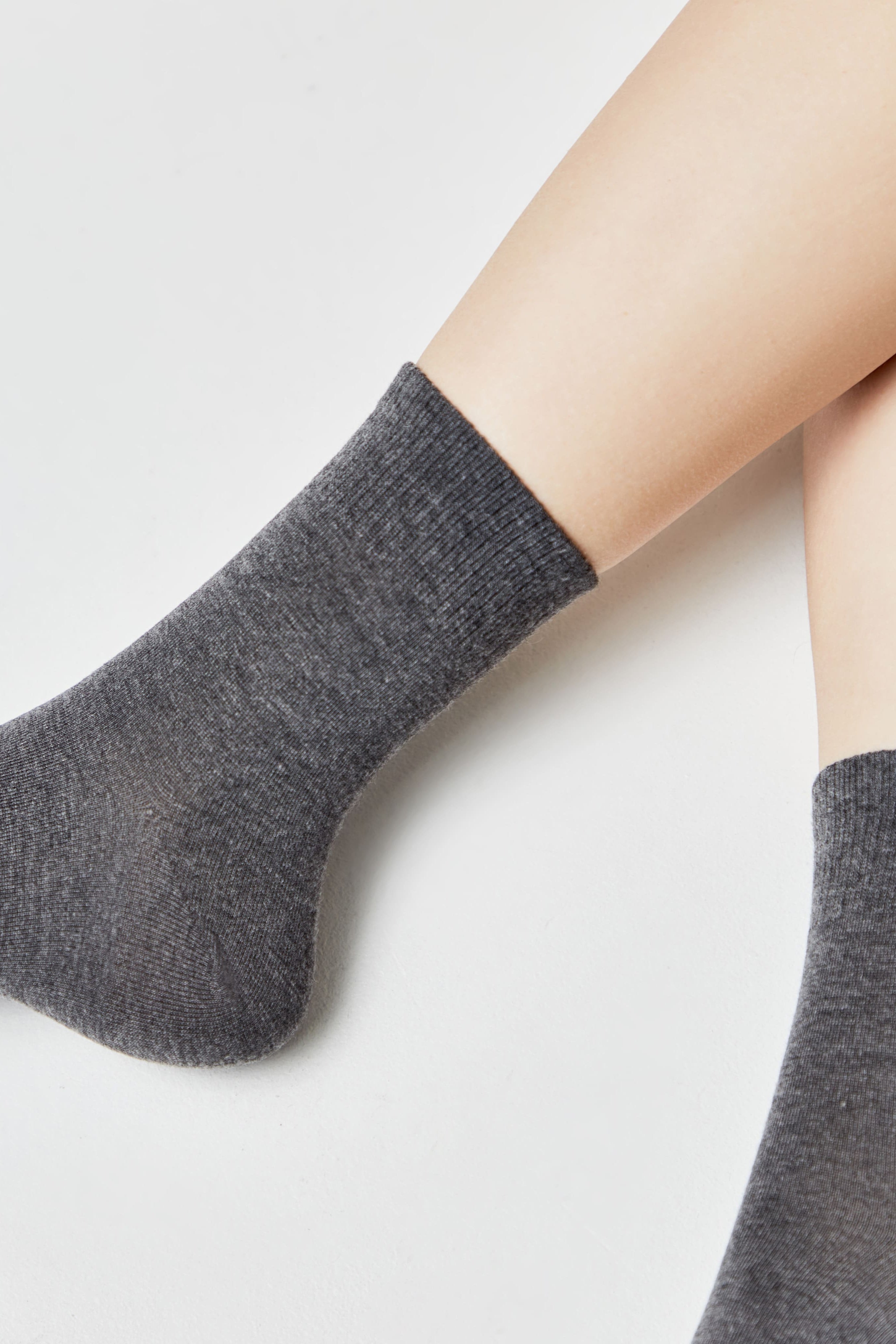 Viscose and Angora Socks Conte Comfort 000 - DestGlow