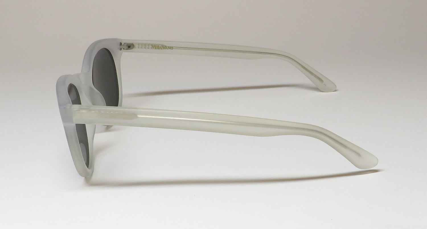 Vera Wang Shenae Sunglasses