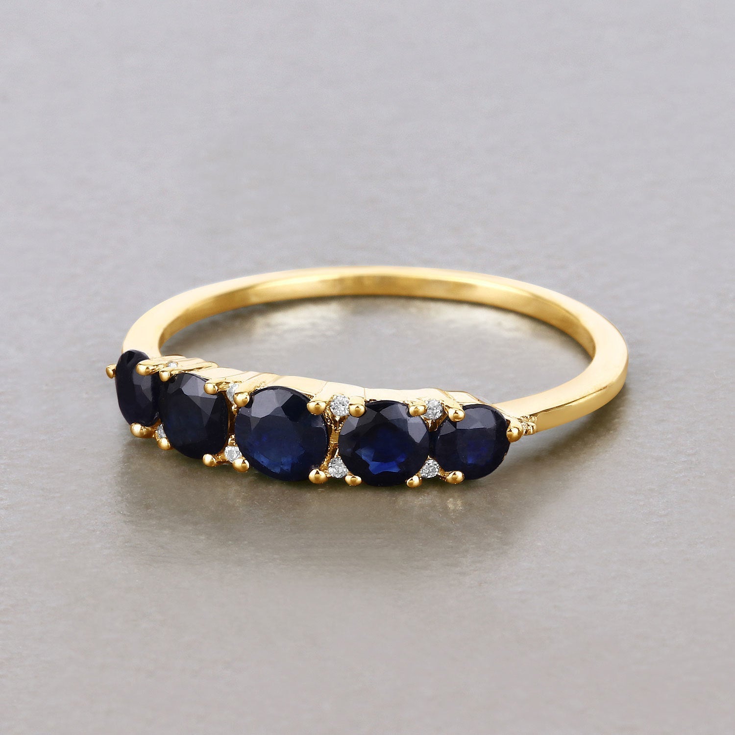1.05 Carat Genuine Blue Sapphire and White Diamond 14K Yellow Gold Ring DestGlow