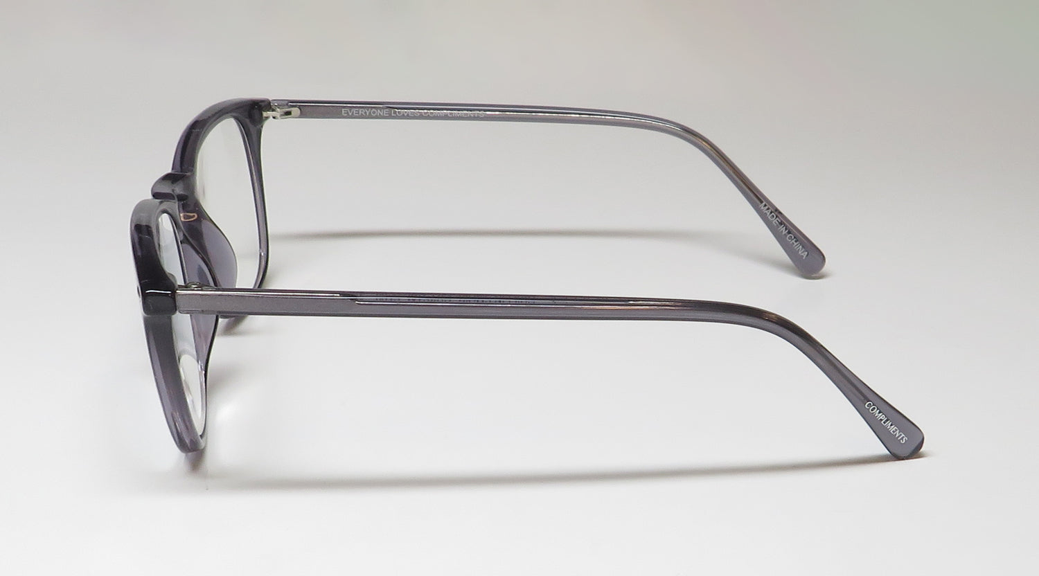 Diff Compliments Griffin Blue Light Lens Readers by ModaFrames
