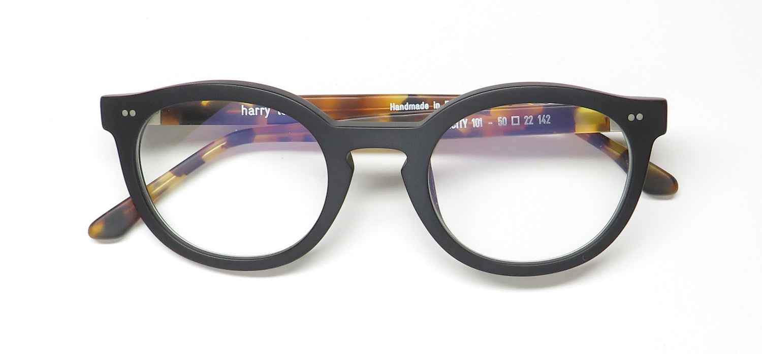 Harry Lary&
