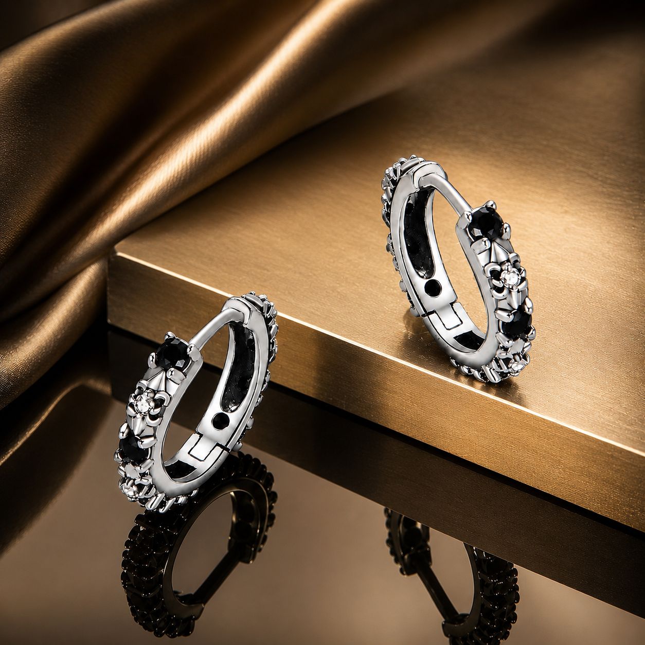 925 Sterling Silver Earrings with Pavé Setting CZ, 1.1*0.3cm DestGlow