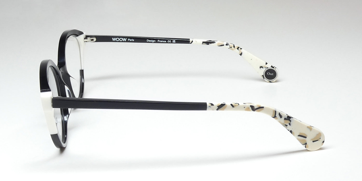 Woow Stand Out 2 Eyeglasses by ModaFrames