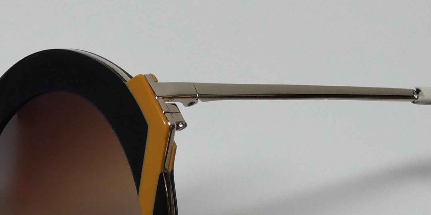 Woow Super Funky 1 Sunglasses by ModaFrames