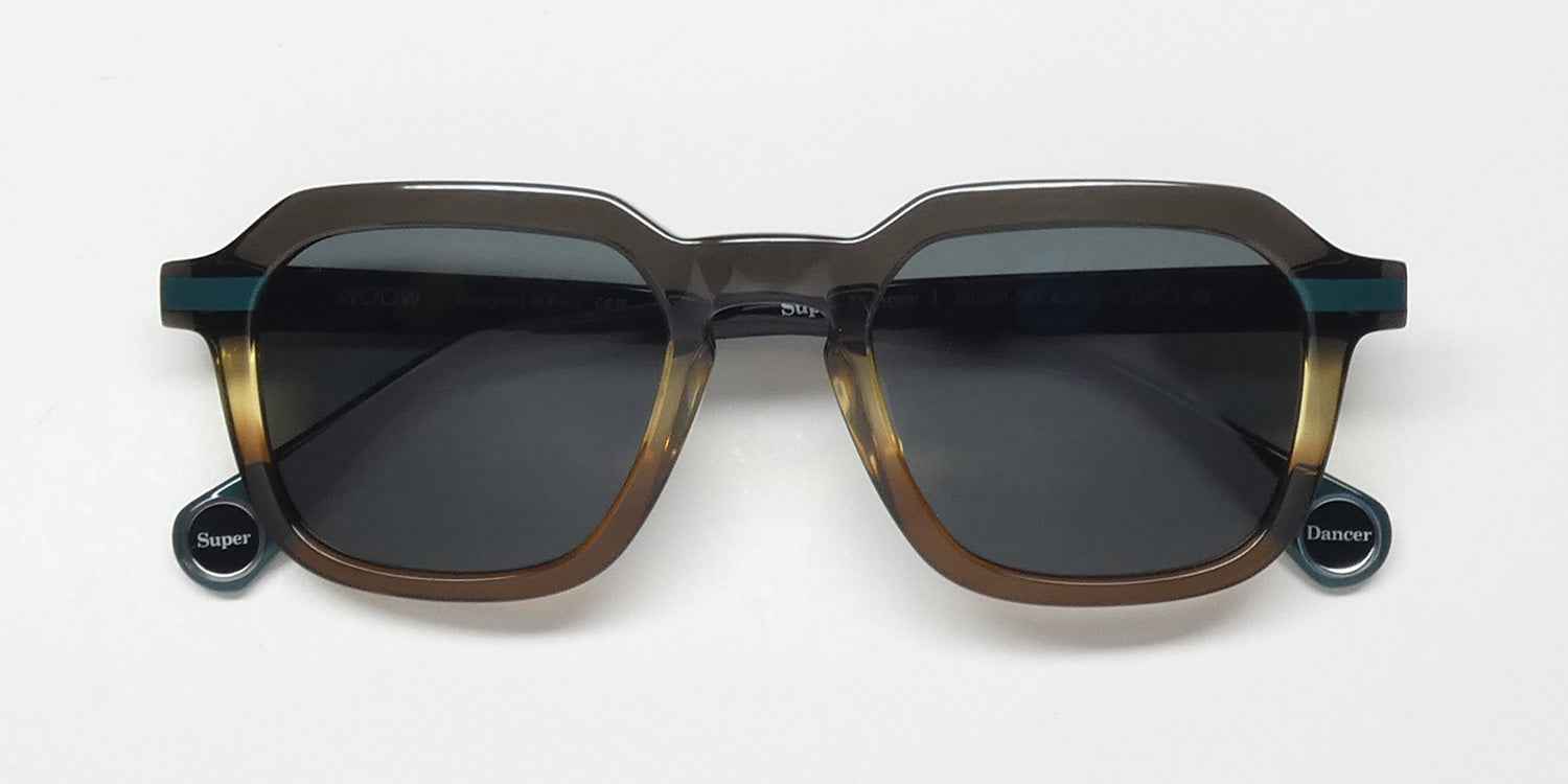 Woow Super Dancer 1 Sunglasses by ModaFrames