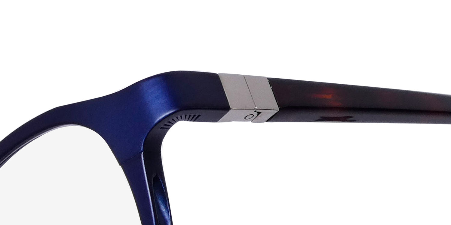 Face à Face Alium Club 1 Eyeglasses by ModaFrames