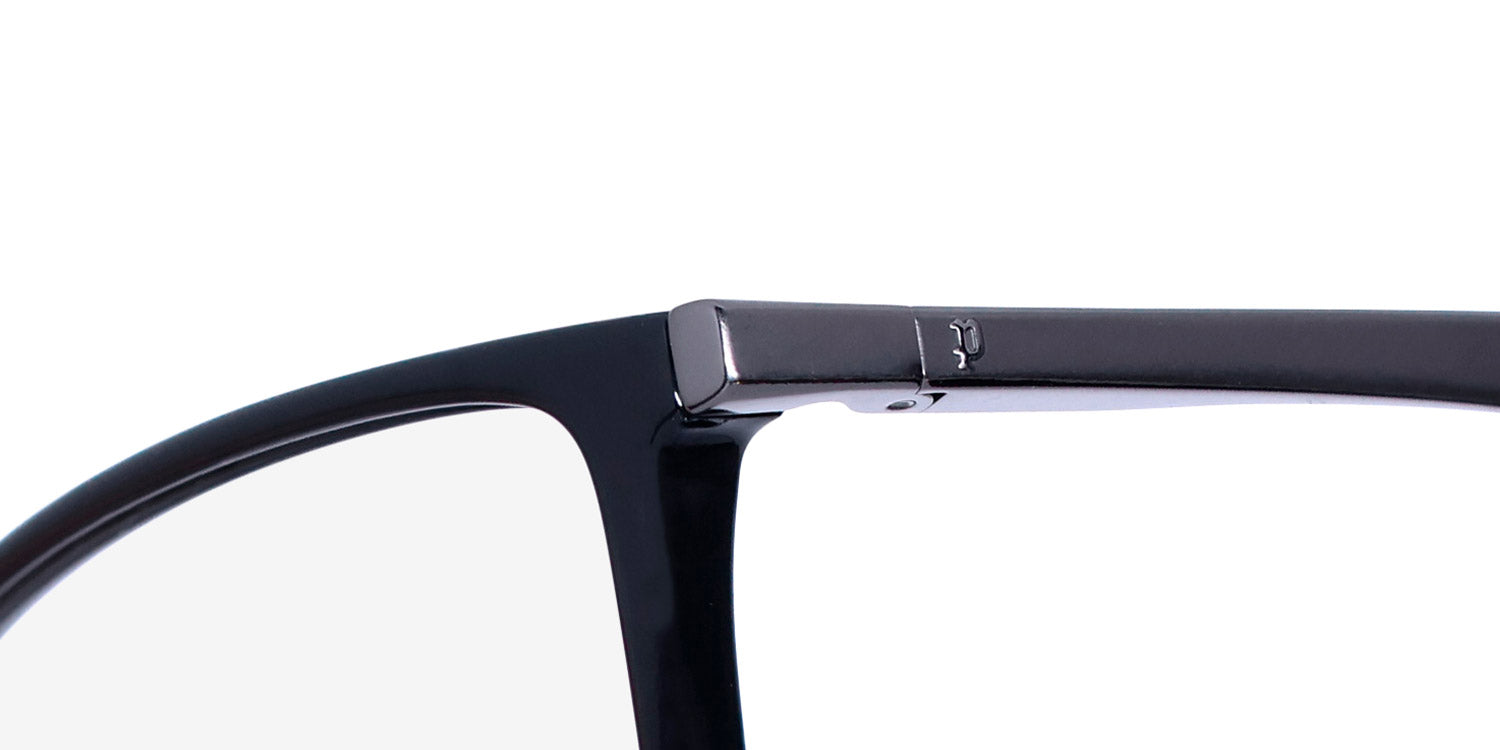 Police Vplg70 Quest 1 Eyeglasses by ModaFrames