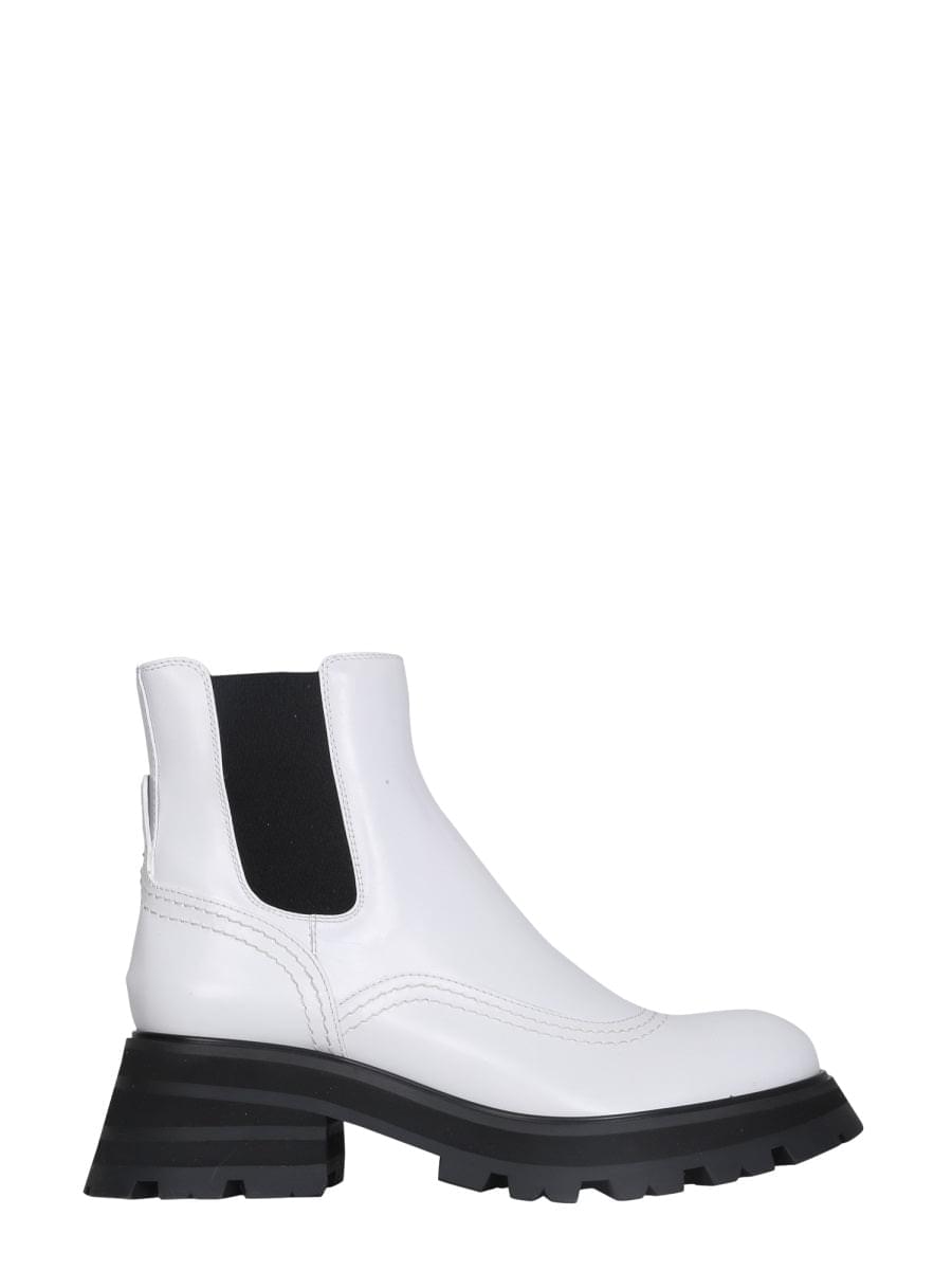 Alexander Mcqueen Women Wander Chelsea Boots DestGlow