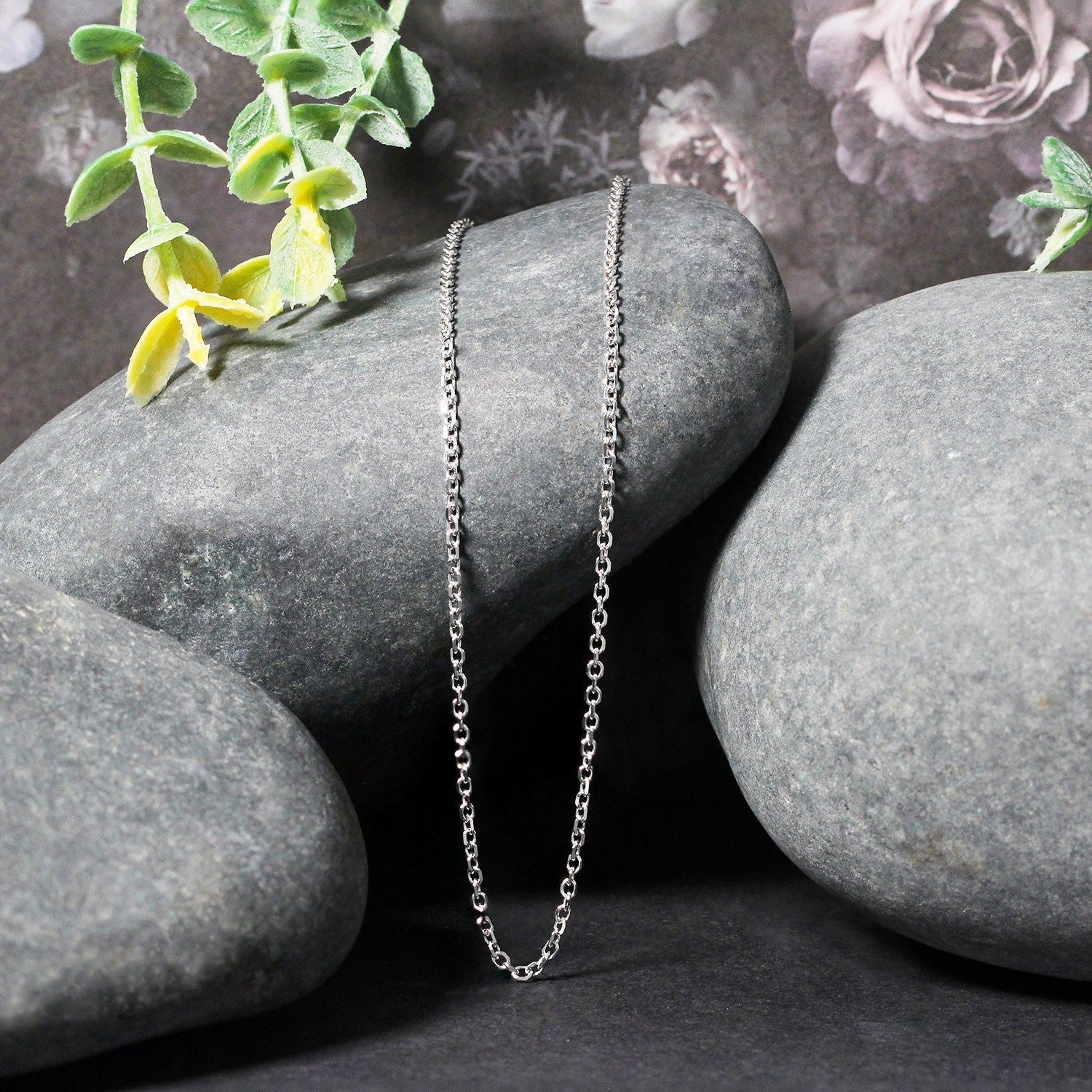 18k White Gold Diamond Cut Cable Link Chain (1.40 mm) DestGlow