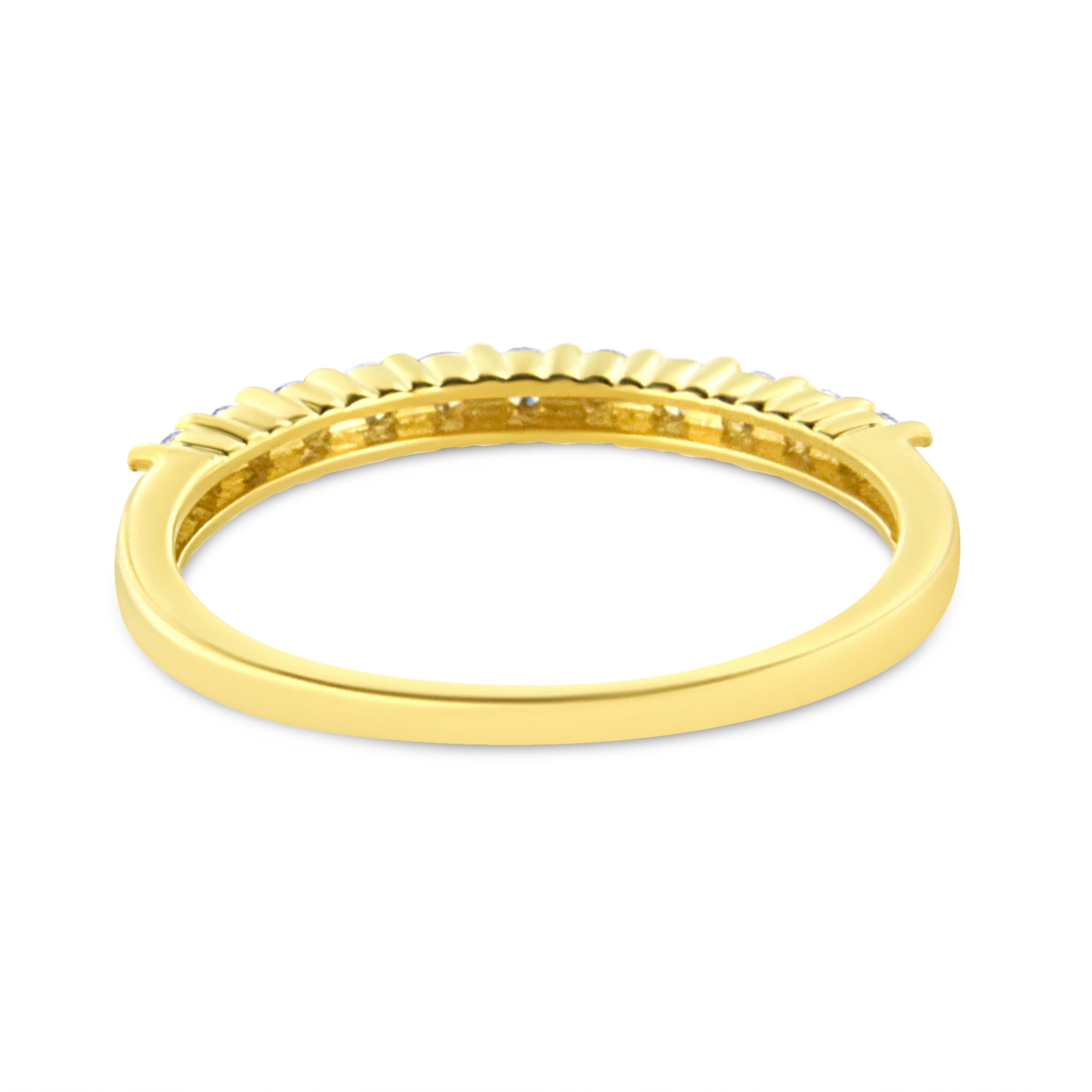 IGI Certified 1/4 Cttw Diamond 10K Yellow Gold Prong Set Fluted Band Style Ring (I-J Color, I2-I3 Clarity) - Size 7 DestGlow