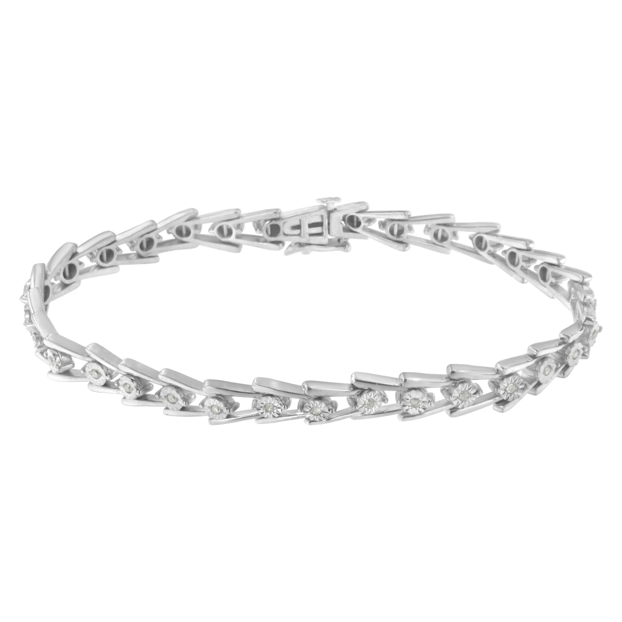 .925 Sterling Silver 1/4 cttw Miracle Set Diamond Sleek and Open "V"Bracelet (I-J Color, I3 Clarity) -7.5" by Bids.com