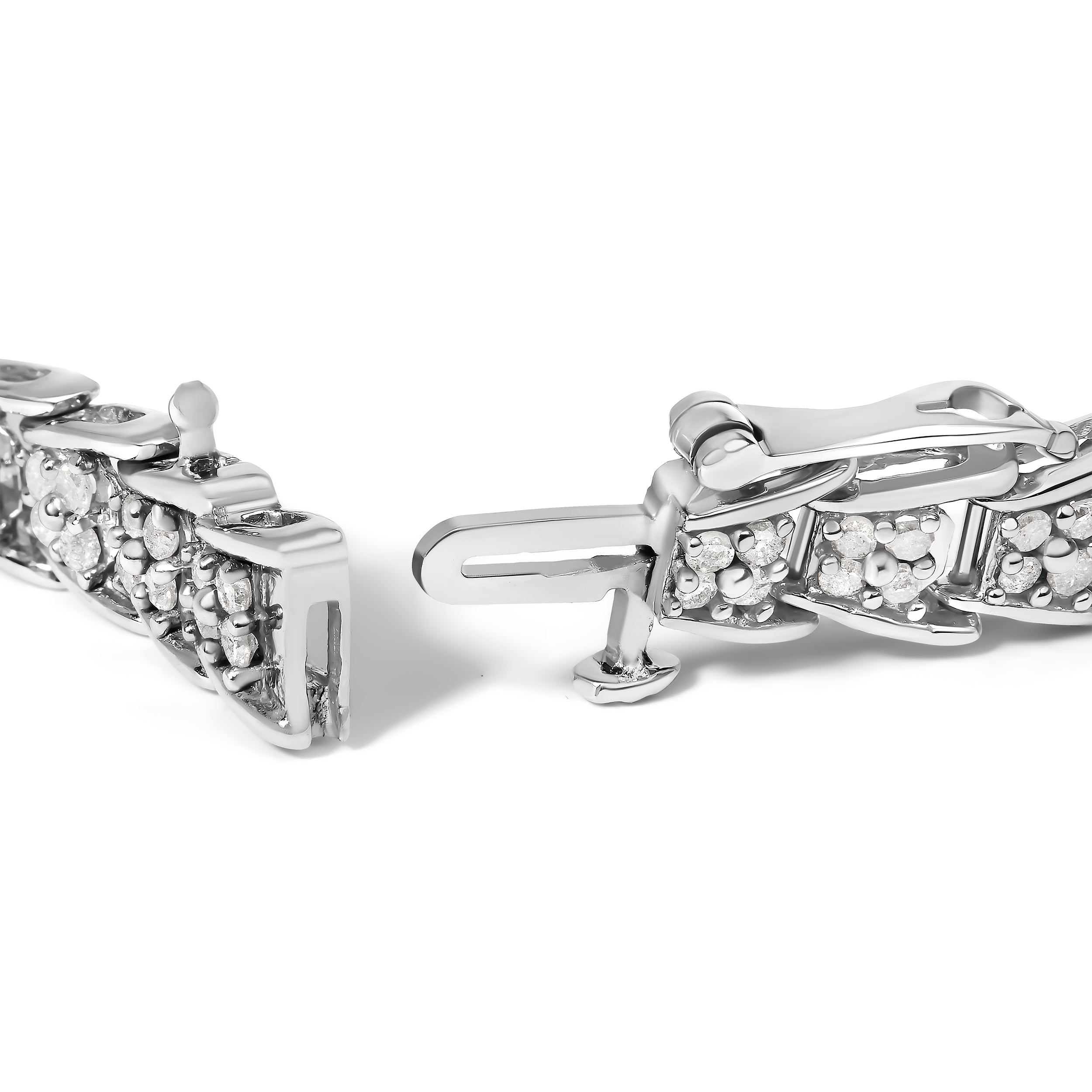 10k White Gold 2 cttw Diamond Fan-Shaped Link Tennis Bracelet (I-J Clarity, I3 Color) - Size 7.25" by Bids.com