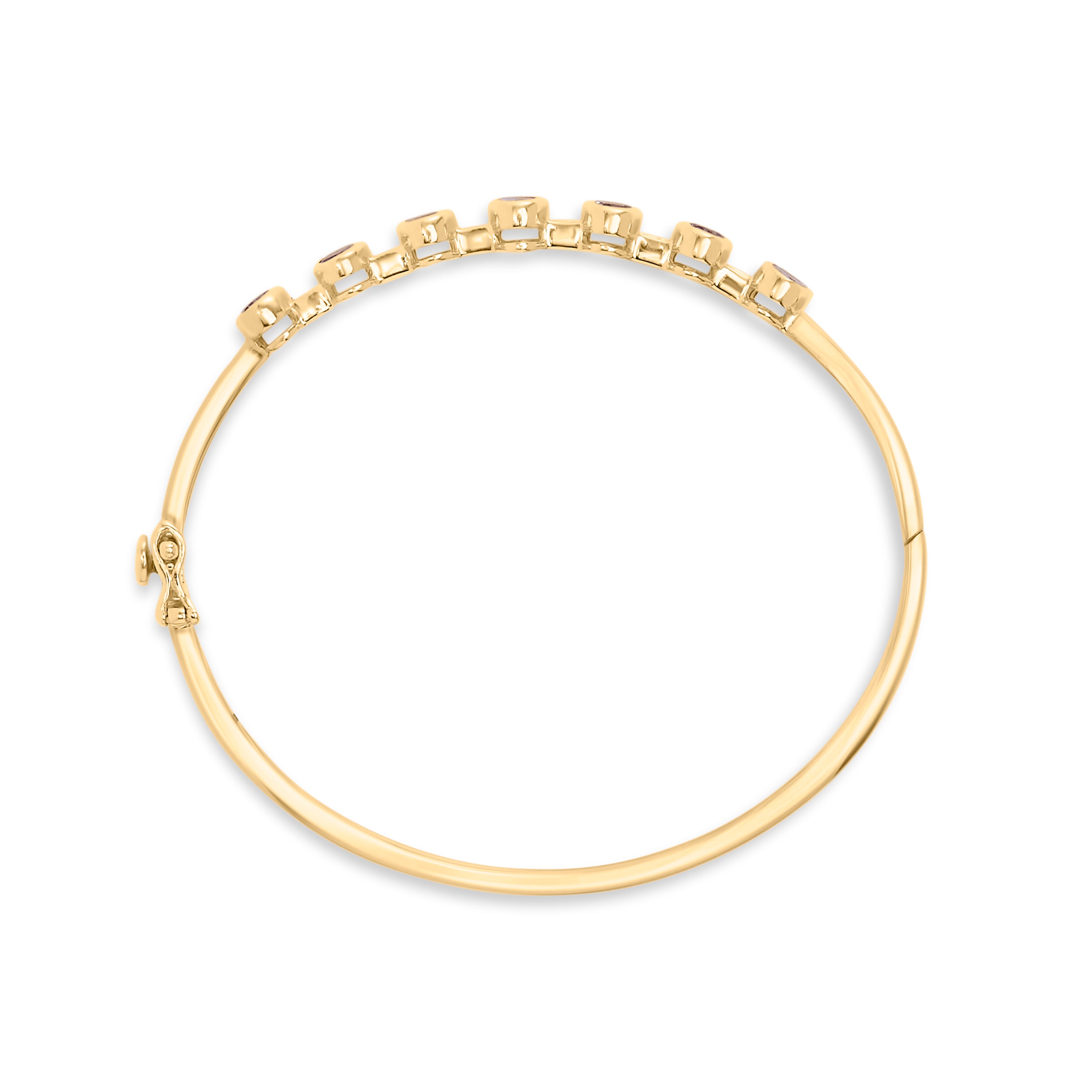 14K Yellow Gold Alternating Bezel Set 5MM Oval Shaped Tanzanite and 1/5 Cttw Diamond Bangle Bracelet (H-I Color, VS2-SI1 Clarity) - Fit&