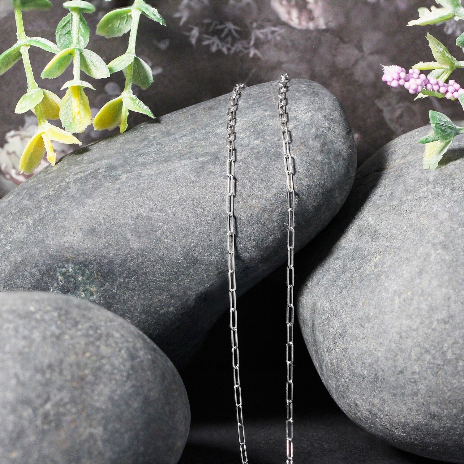 18K White Gold Fine Paperclip Chain (1.50 mm) DestGlow
