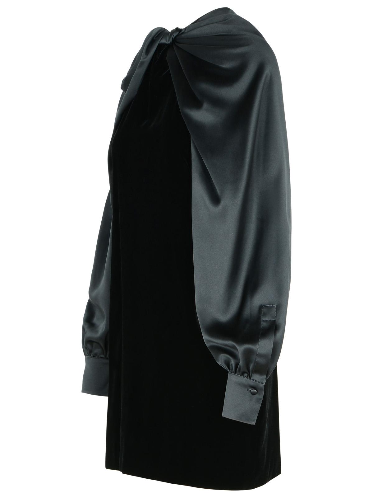 Max Mara &
