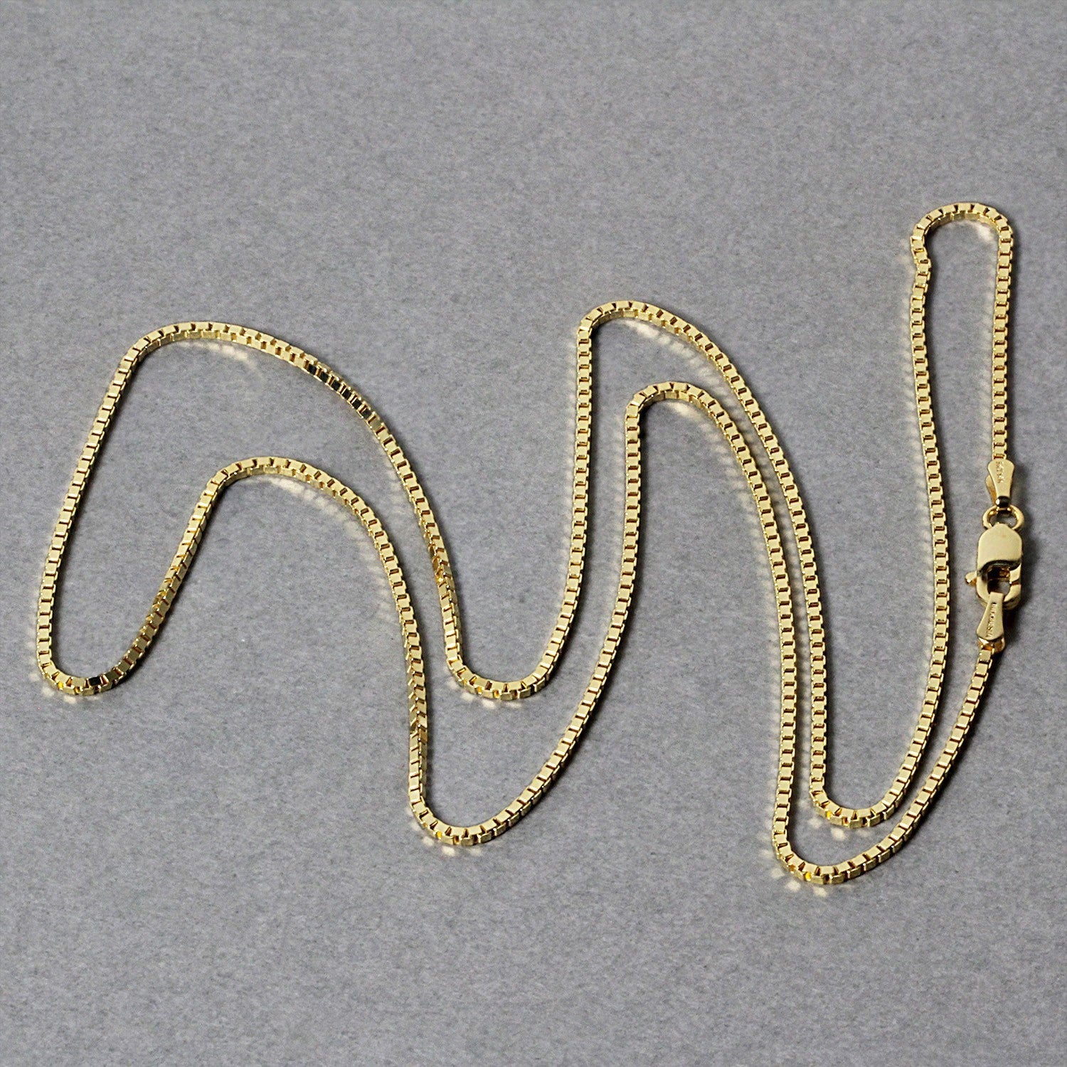 14k Yellow Gold Classic Box Chain 1.1mm by Bids.com