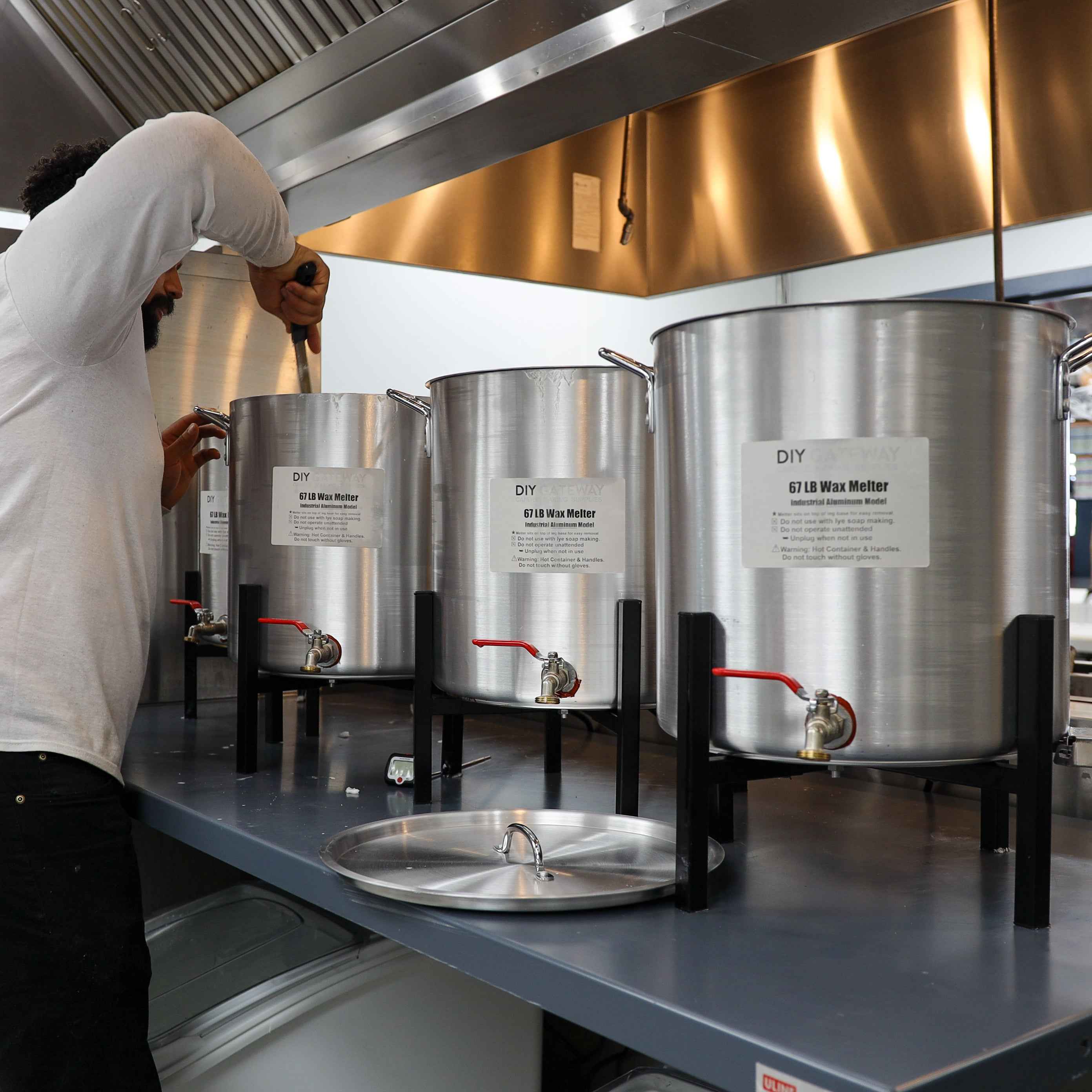 Seasonal Tallow & Beeswax Candle 16oz | Non Toxic Grass-Fed All-Natural Clean Burning