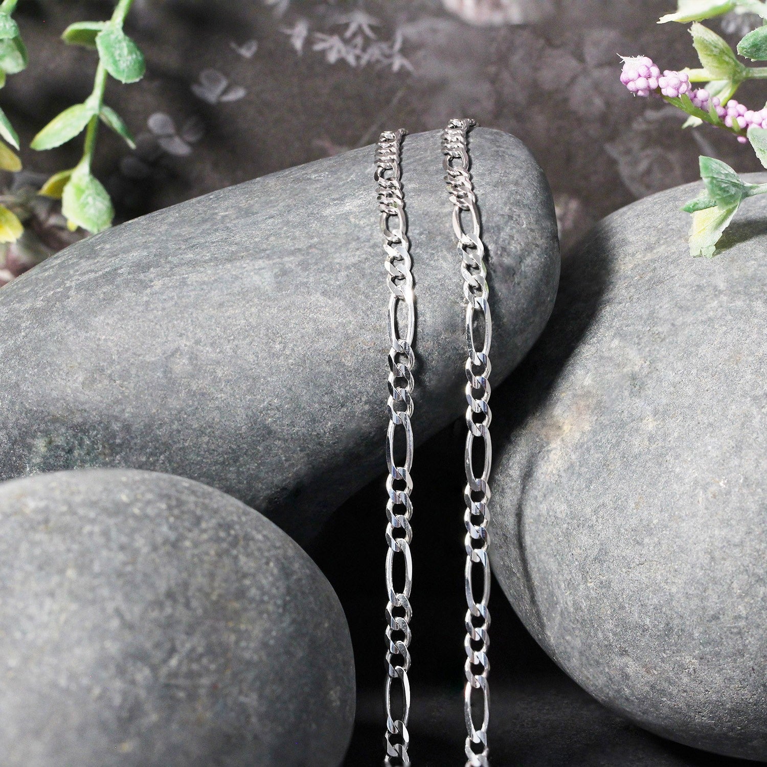 3.0mm 14k White Gold Solid Figaro Chain by Bids.com
