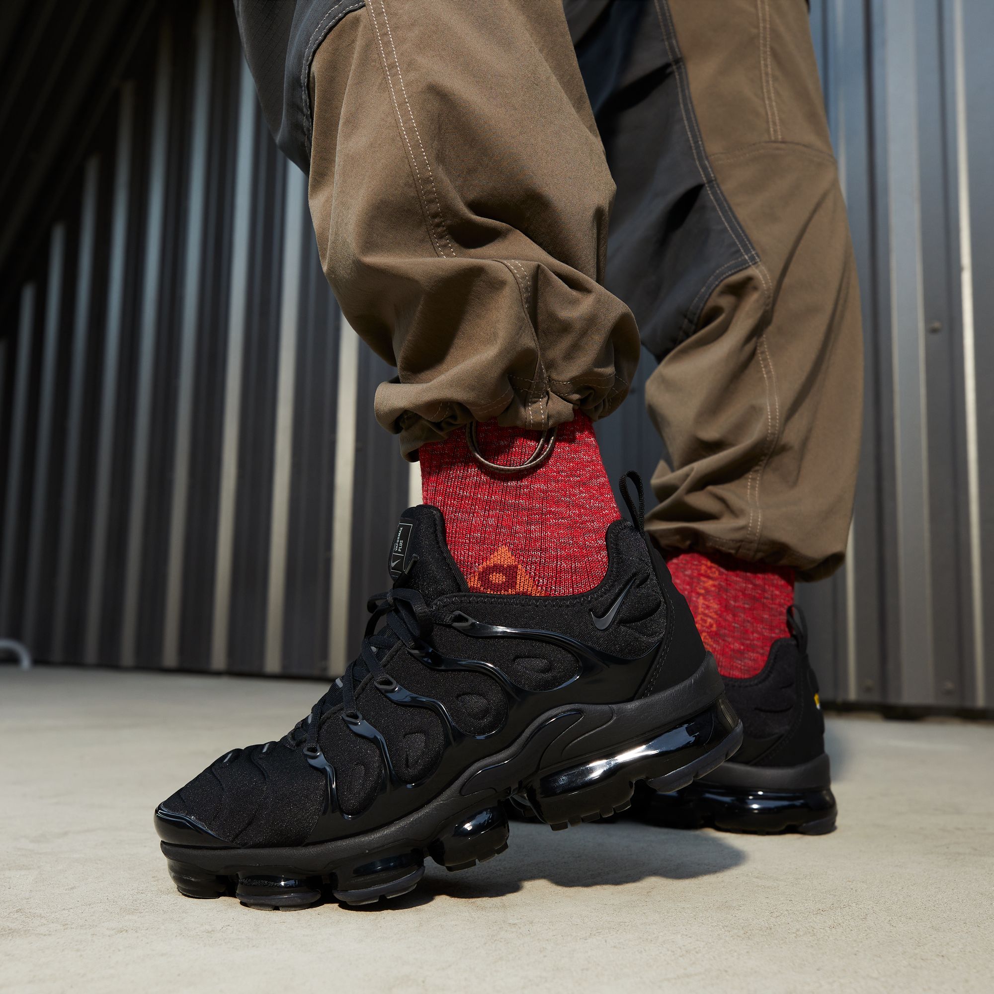 Nike Mens Air Vapormax Plus - Black/Black by Denim Exchange