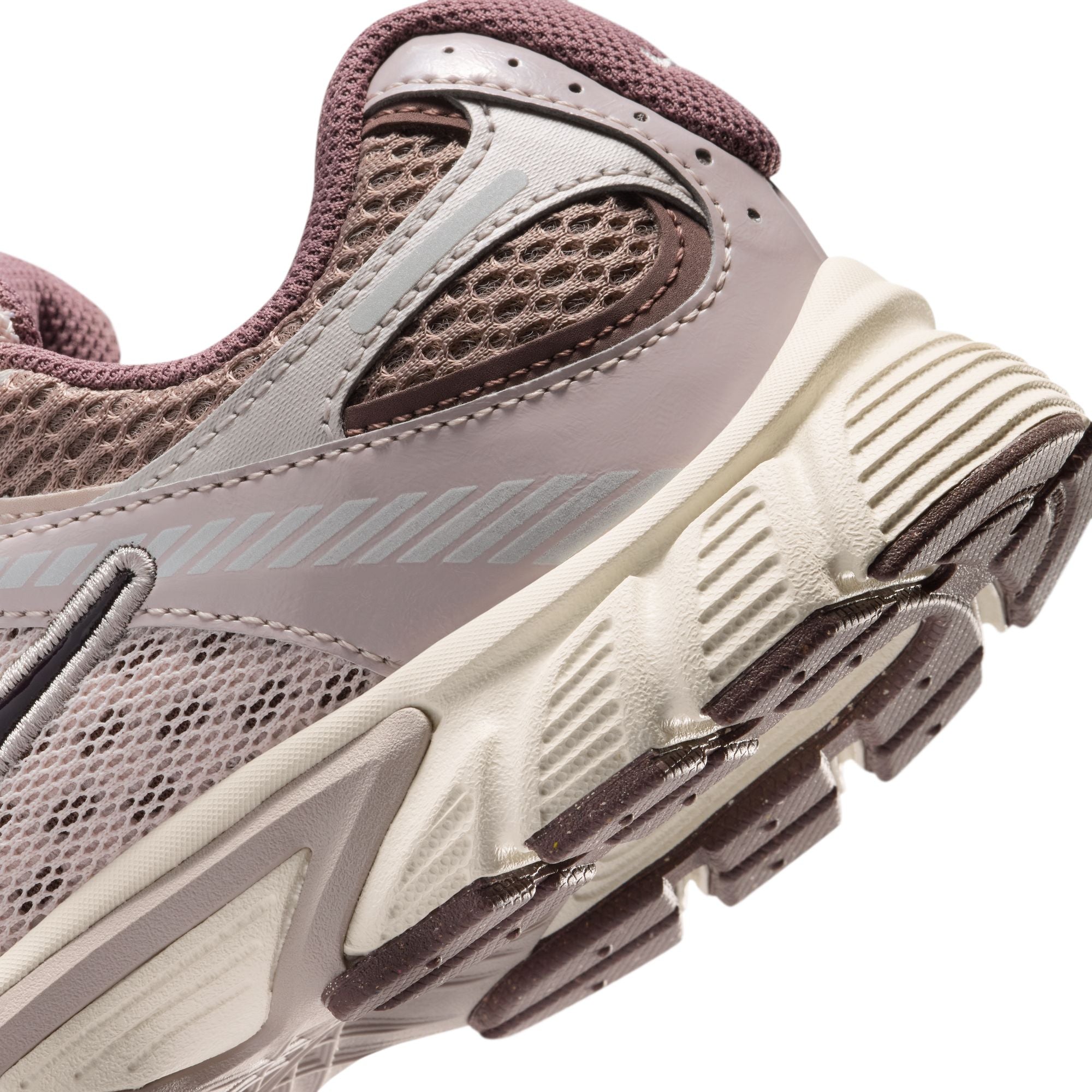 Nike Big Kids V5 Runner - Taupe Haze by Denim Exchange
