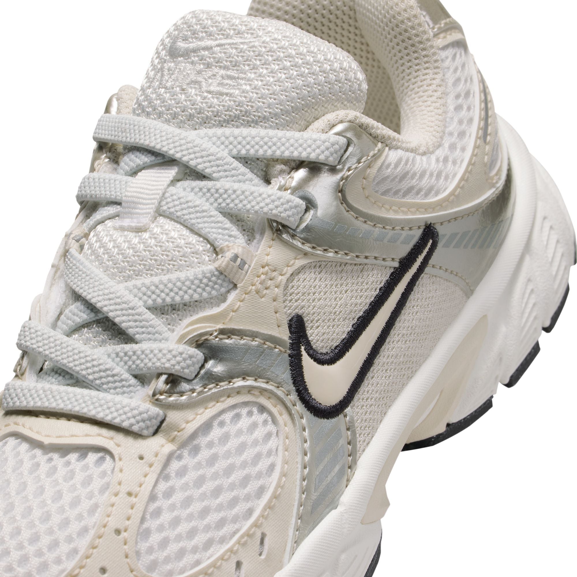Nike (PS) V5 RNR - Summit White/Orewood Brown by Denim Exchange