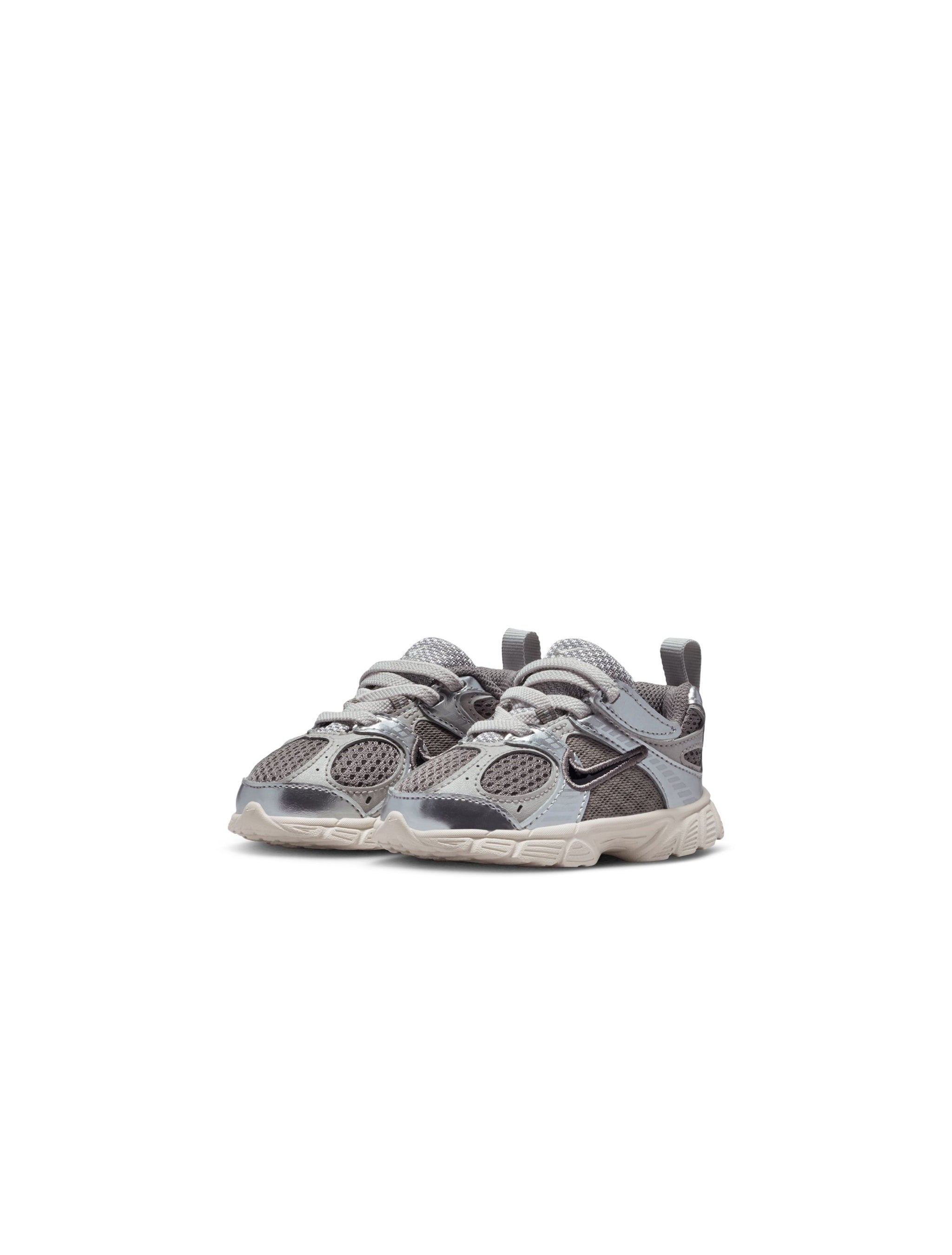 Nike (TD) V5 Runner - Cave Stone by Denim Exchange