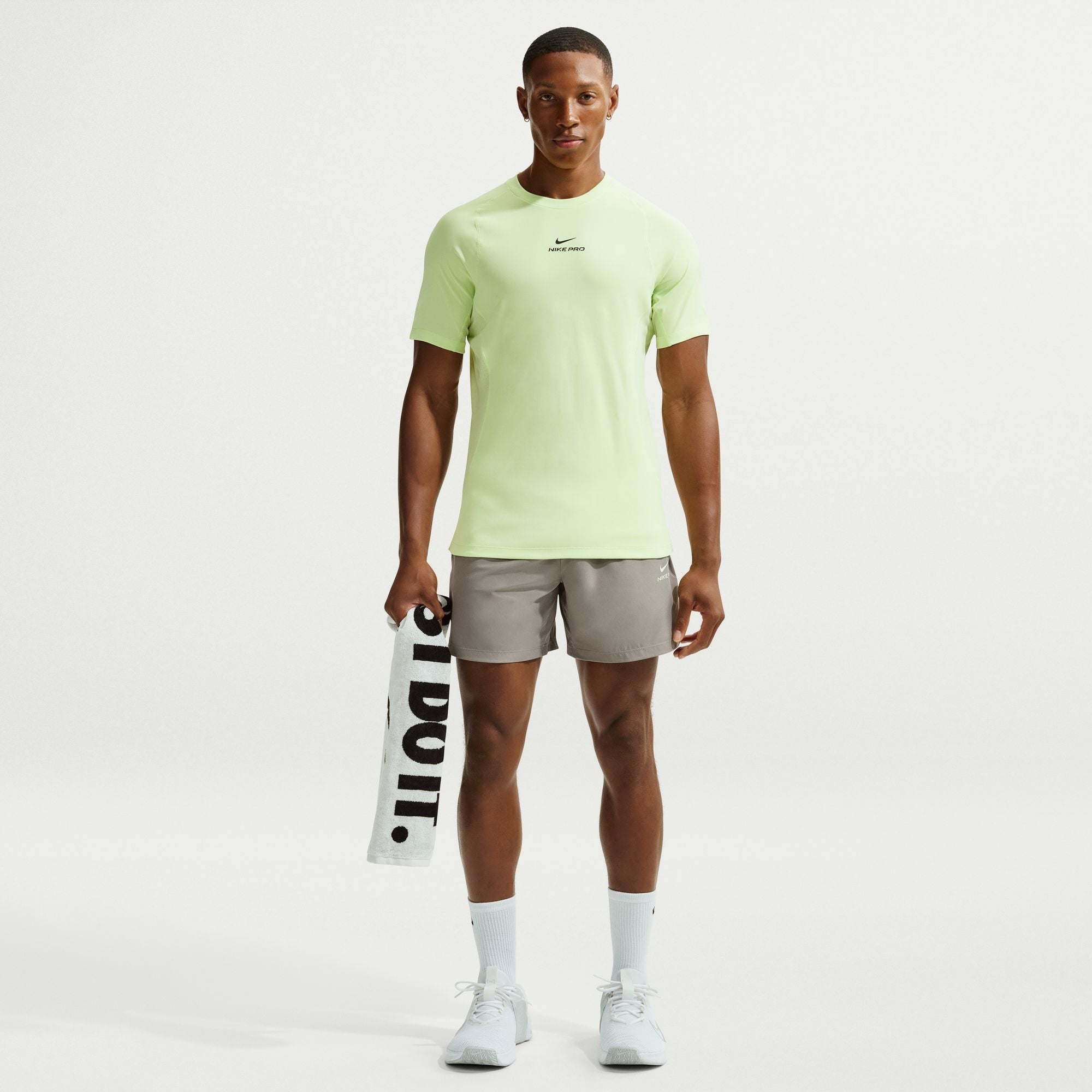 Nike Mens Pro Training 6&