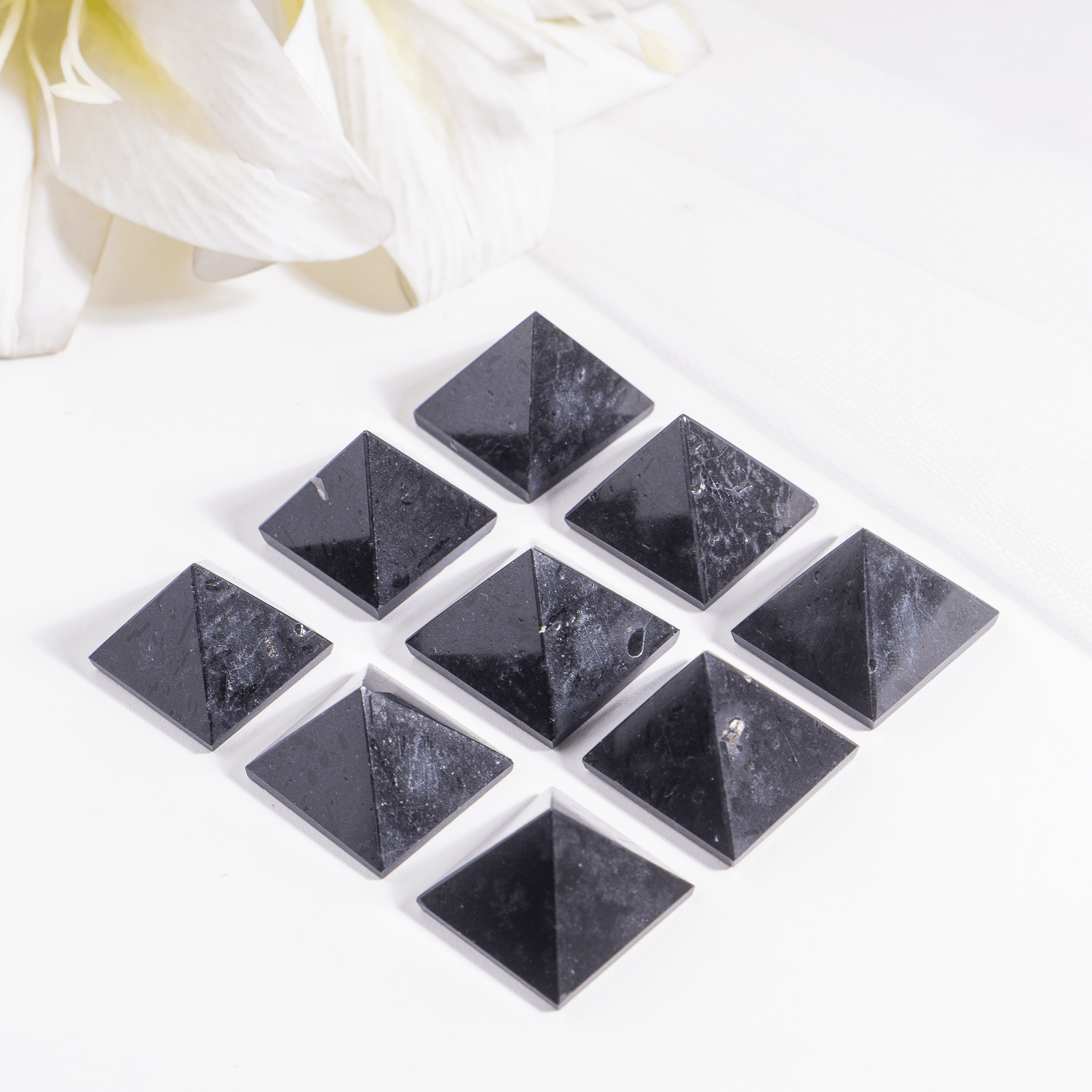Black Tourmaline Pyramids (Promote Courage and Self-Confidence)