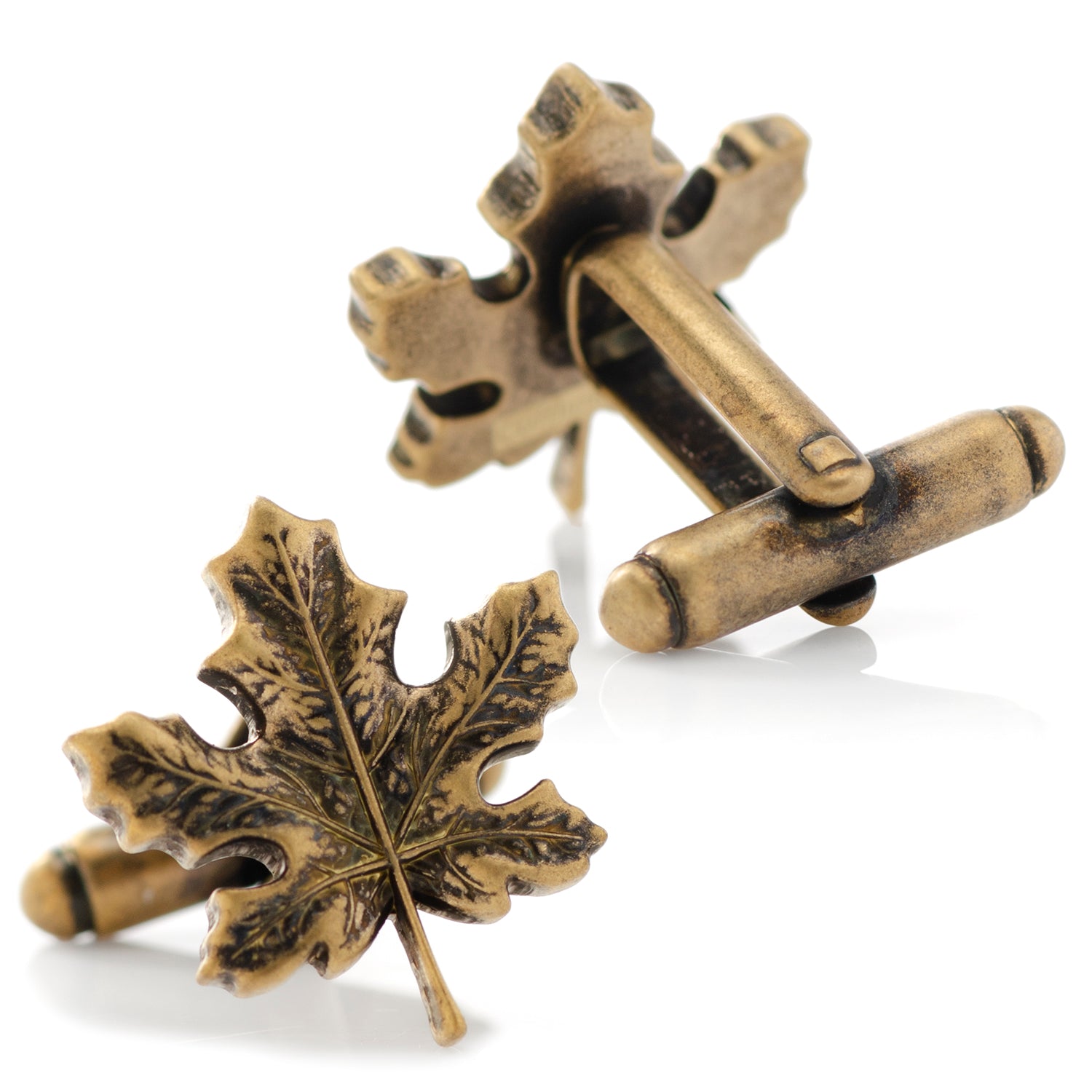 Maple Leaf 3D Cufflinks by Cufflinks.com