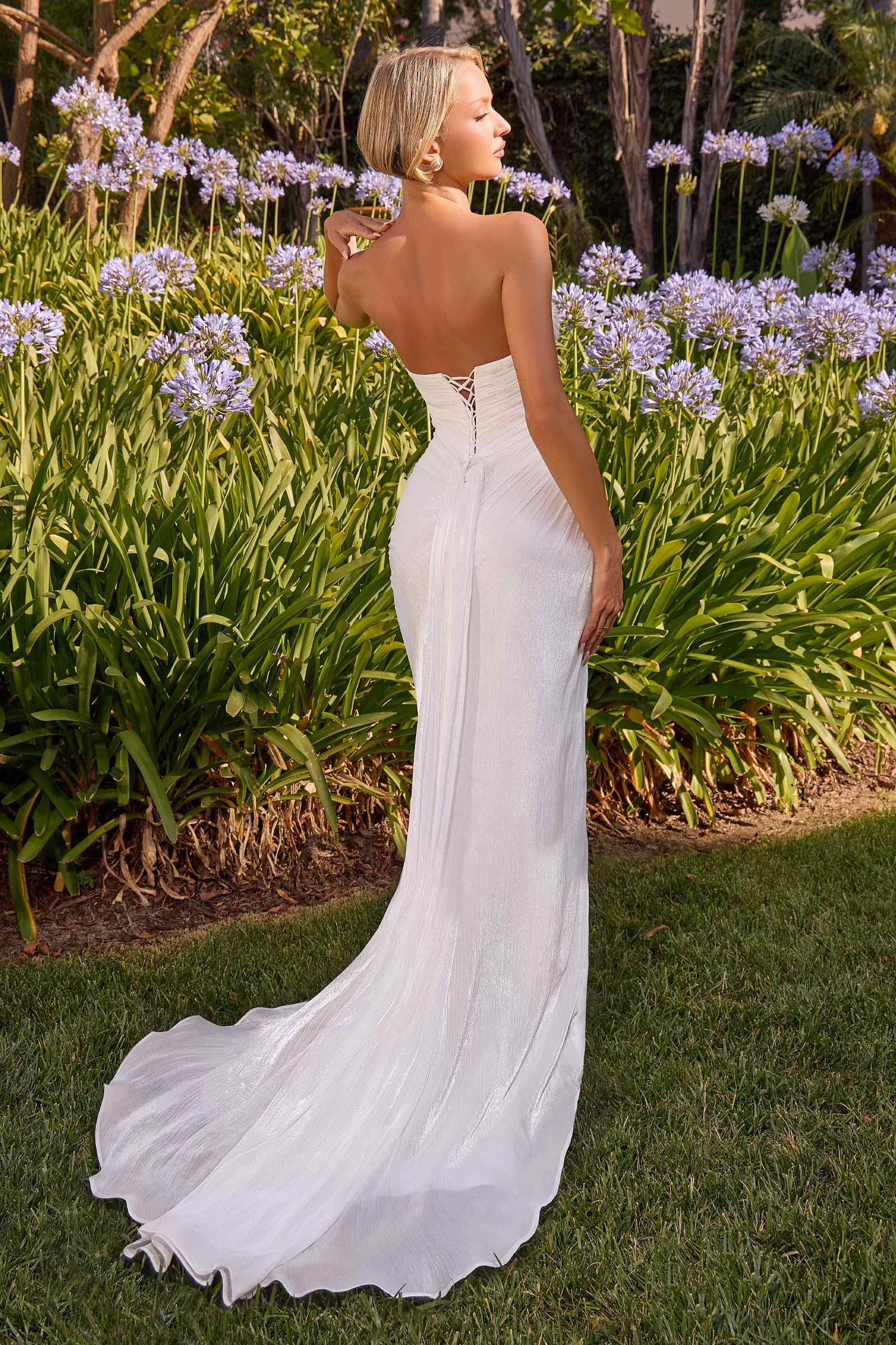 Ladivine CD411W Strapless Sweetheart Fitted Bridal Gown DestGlow