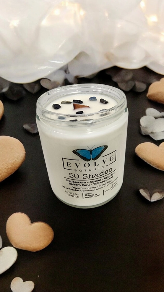 Classic 9oz Jam Jar Crystal Soy Candle - 50 Shades (Onyx & Blue Kyanite)