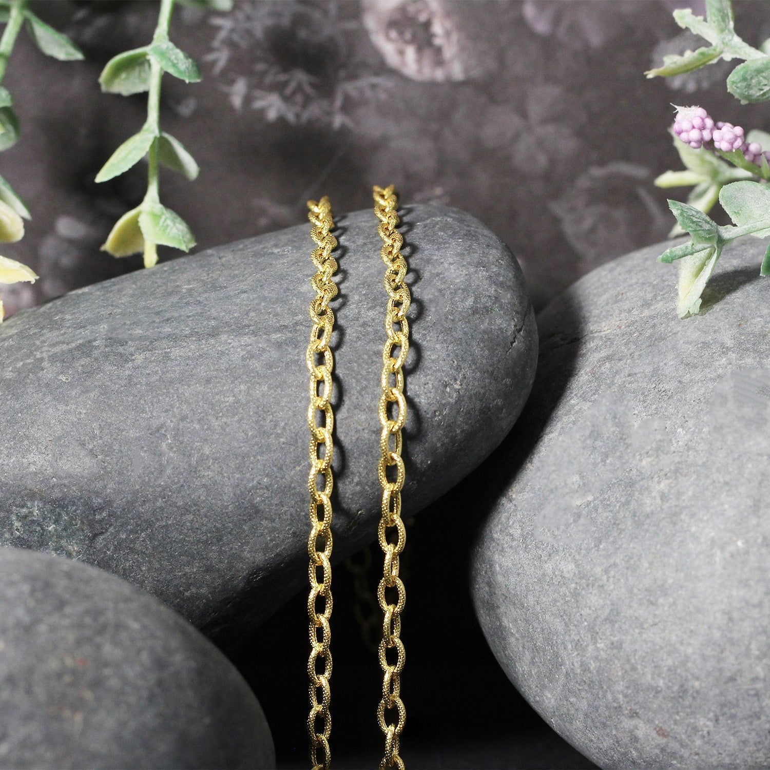 3.5mm 14k Yellow Gold Pendant Chain with Textured Links DestGlow