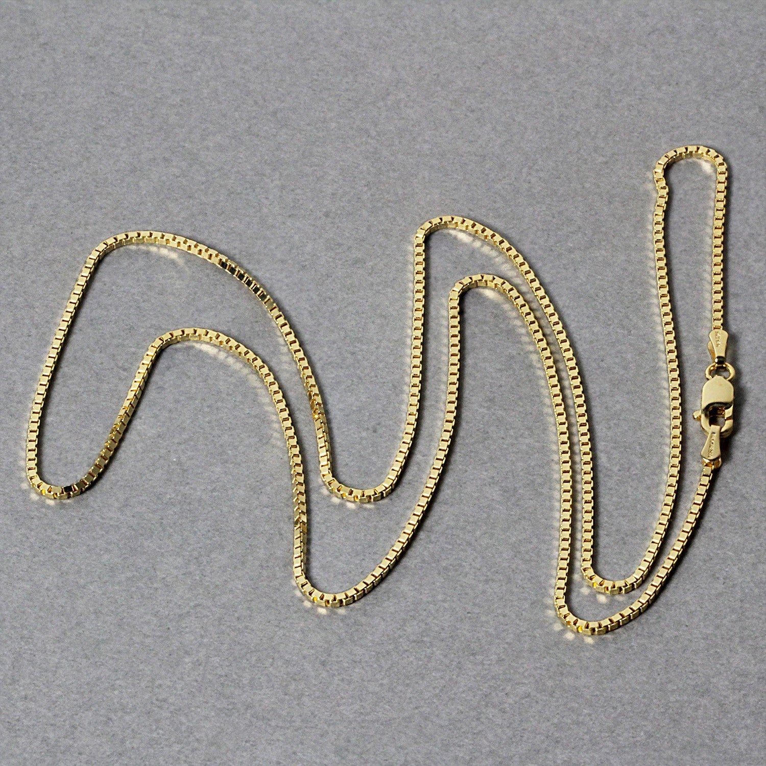14k Yellow Gold Classic Box Chain 1.1mm by Bids.com