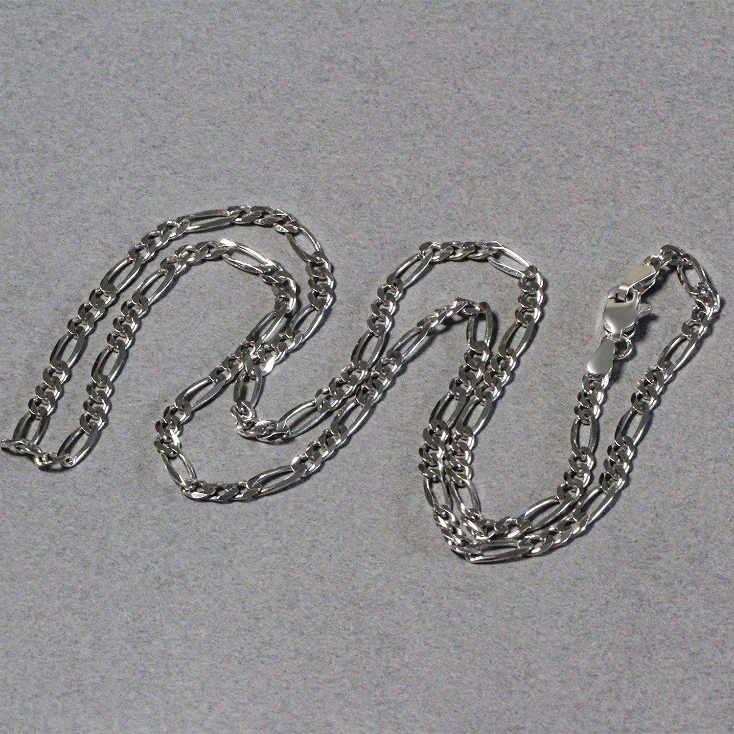 3.0mm 14k White Gold Solid Figaro Chain by Bids.com