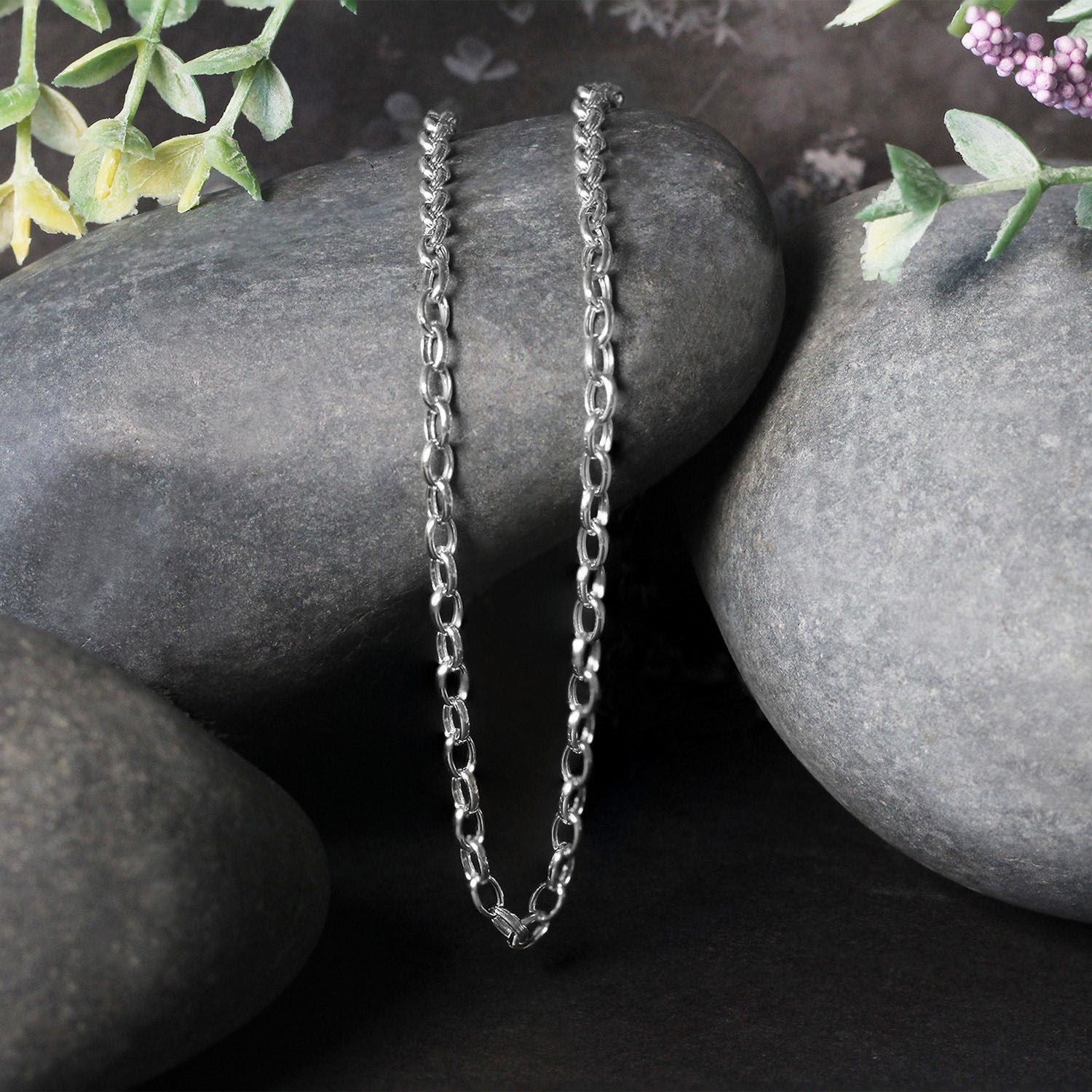3.2mm 14k White Gold Oval Rolo Chain by Bids.com