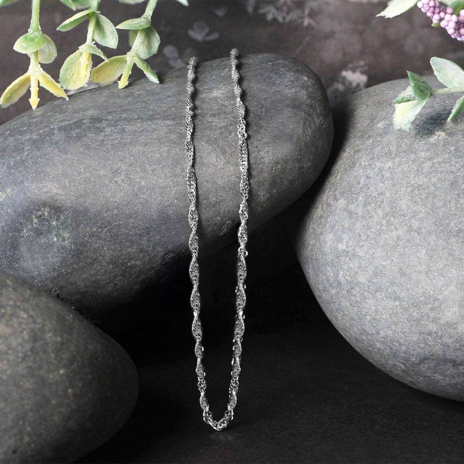 14k White Gold Singapore Chain 1.7mm by Bids.com