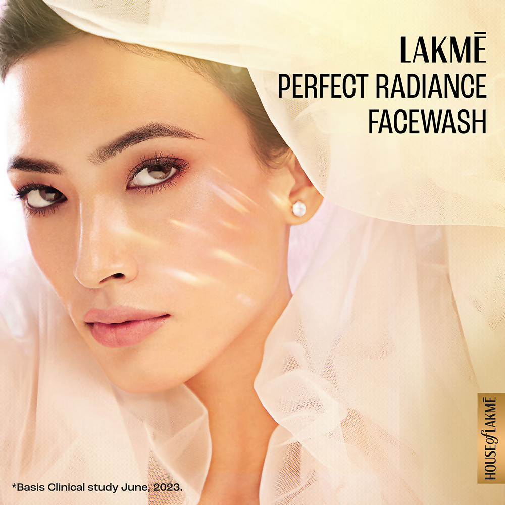 Lakme Perfect Radiance Brightening Face Wash