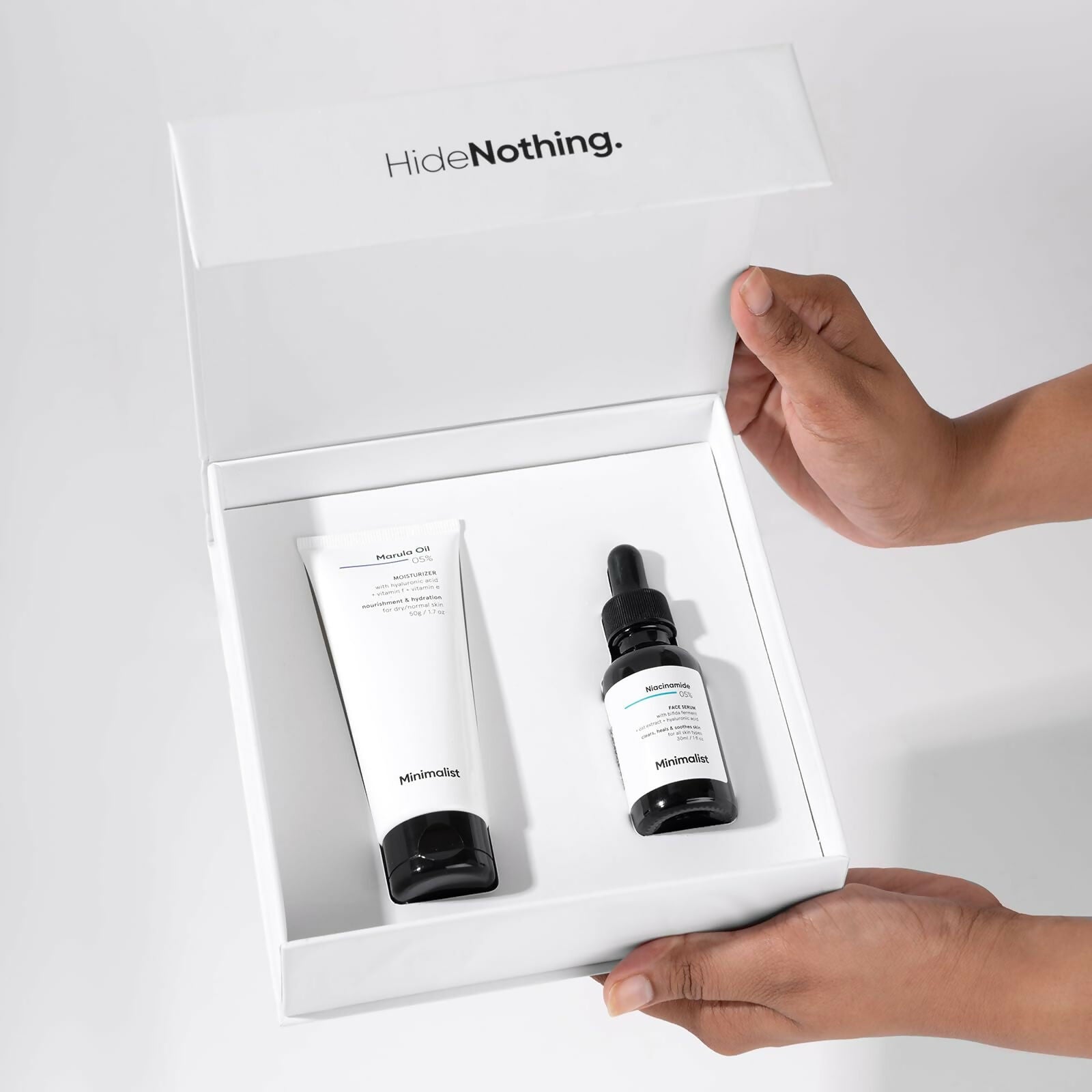 Minimalist Hydrating & Repairing Skincare Gift Set by Dista