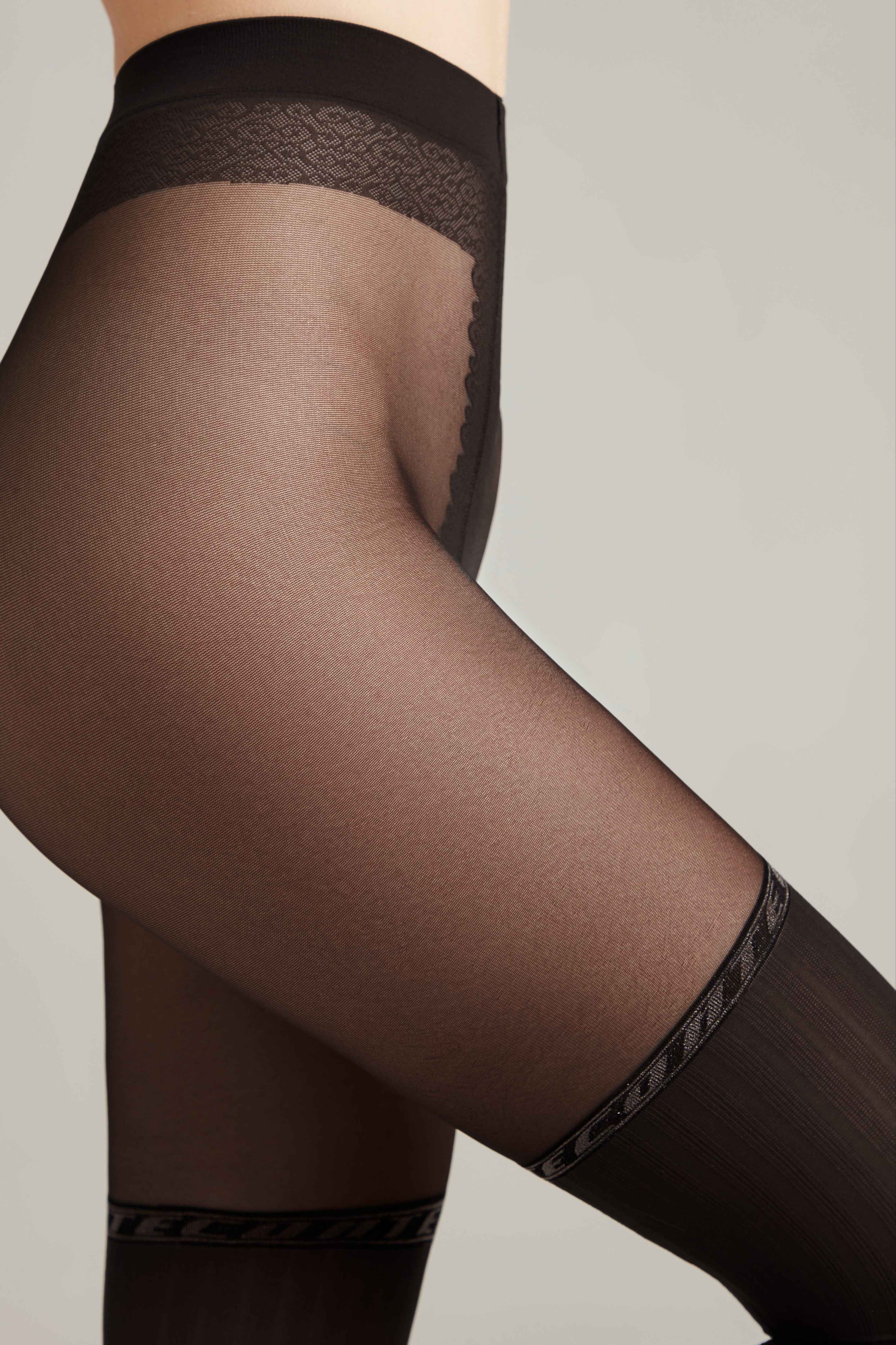 Fantasy Tights Conte Glam - Stockings with Vertical Stripes