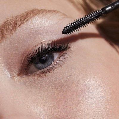 Well People Expressionist Lengthening Mascara 0.26 fl oz - Imperfect Box DestGlow