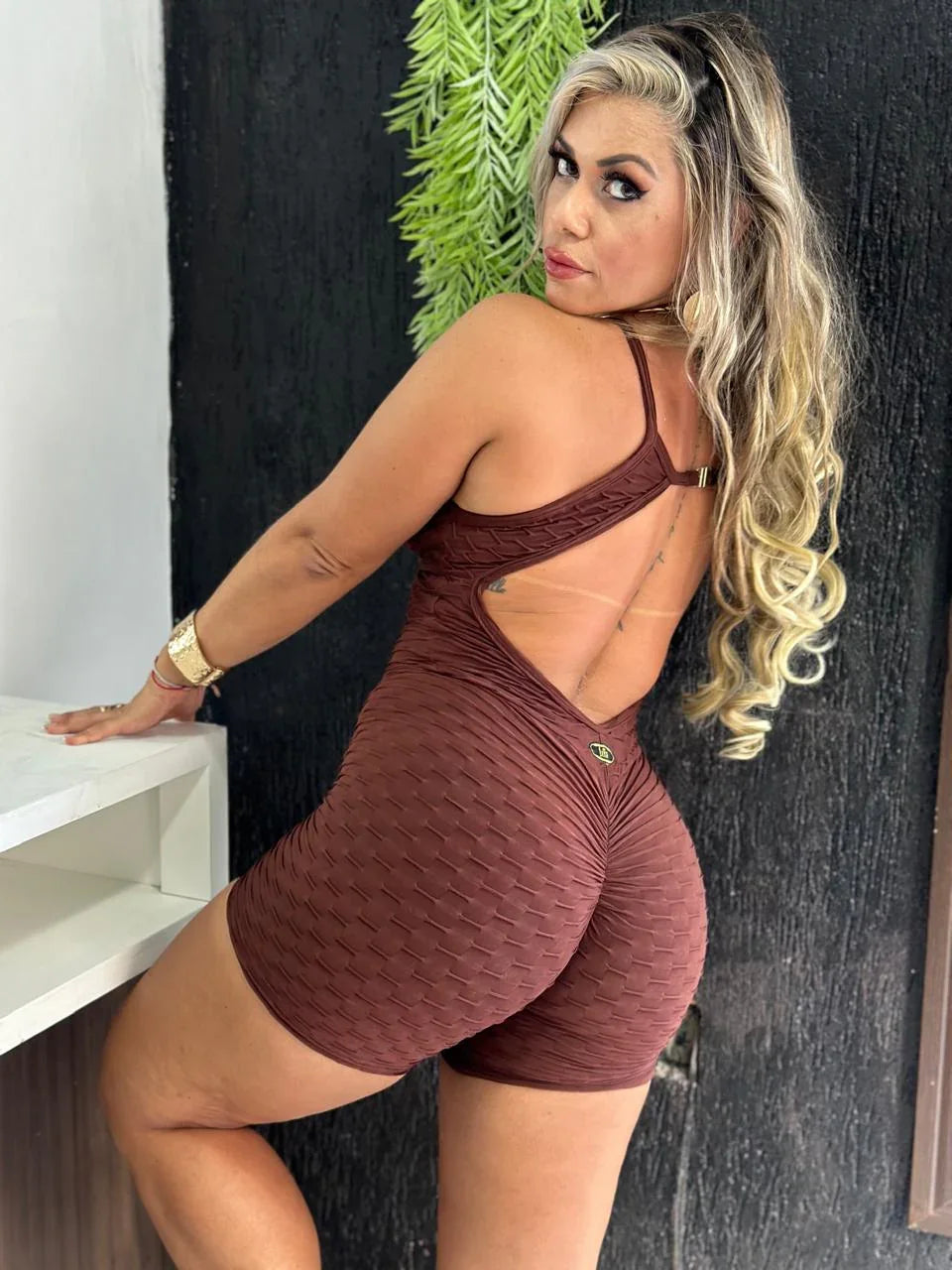 SCRUNCH BOOTY BROWN WAVE DROP SHORT JUMPSUIT DestGlow