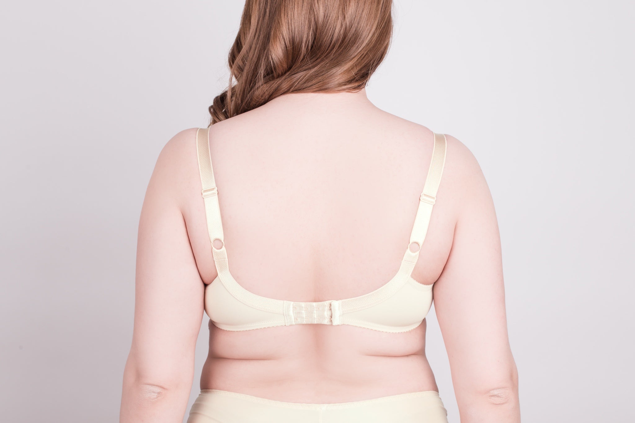 Bra Milavitsa 107180 - Lace, Underwired, Triple-Cup - DestGlow