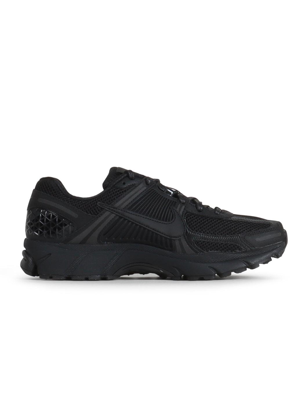 Nike Mens Zoom Vomero 5 - Triple Black by Denim Exchange