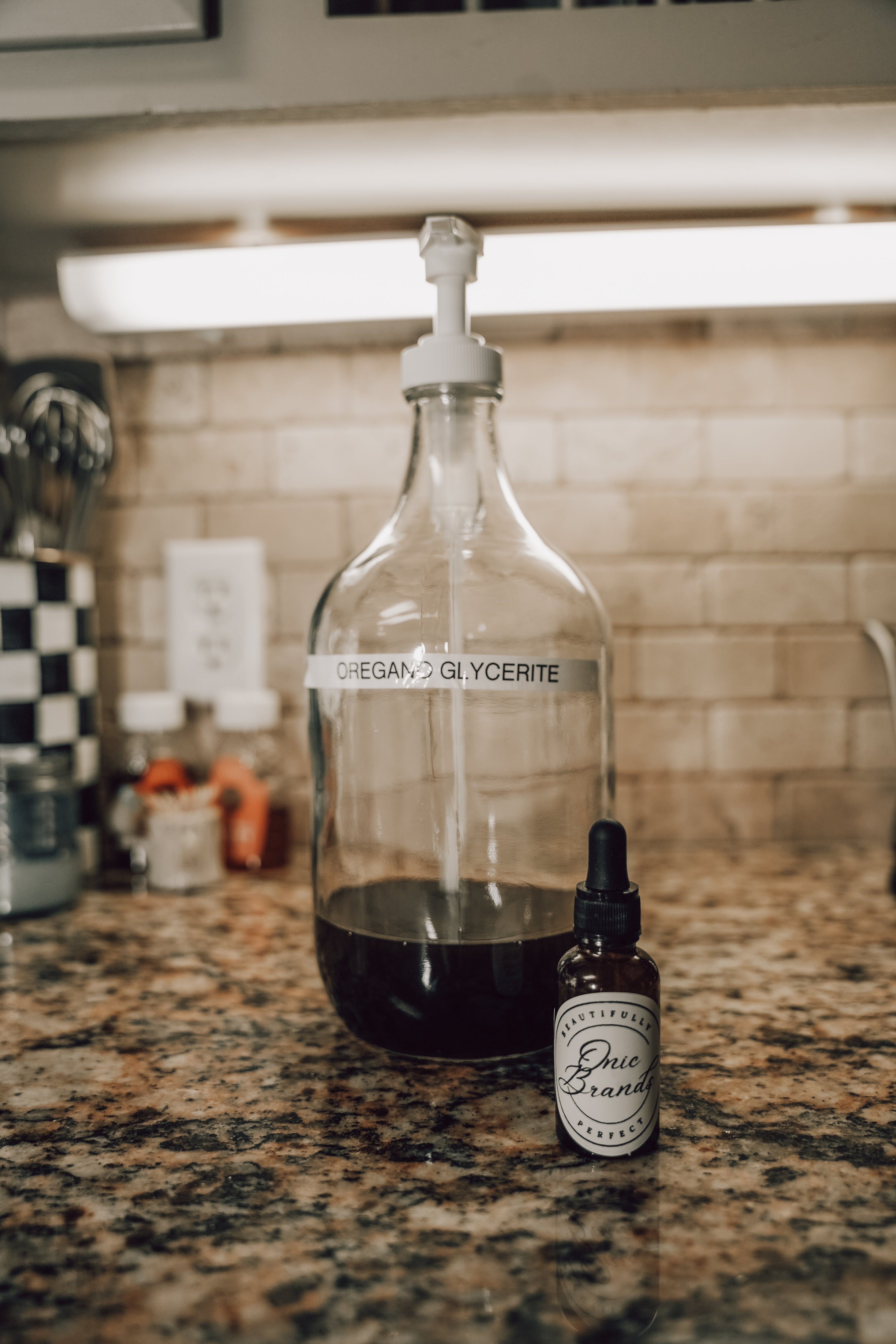 Onic Brands Elemental Oregano Glycerite Tincture