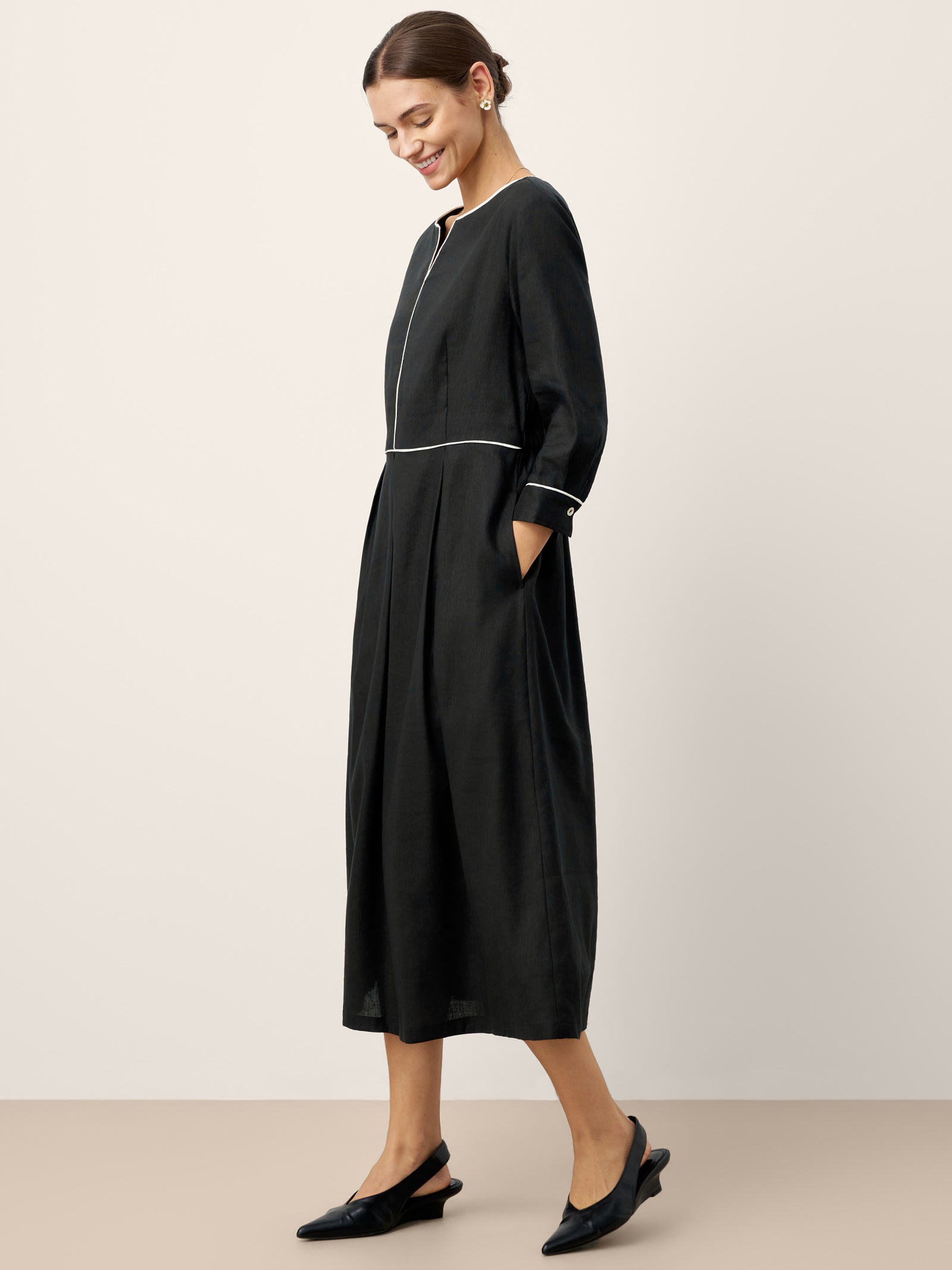 Linen-Lyocell Contrast Trim Gathered Midi Dress NYX DestGlow