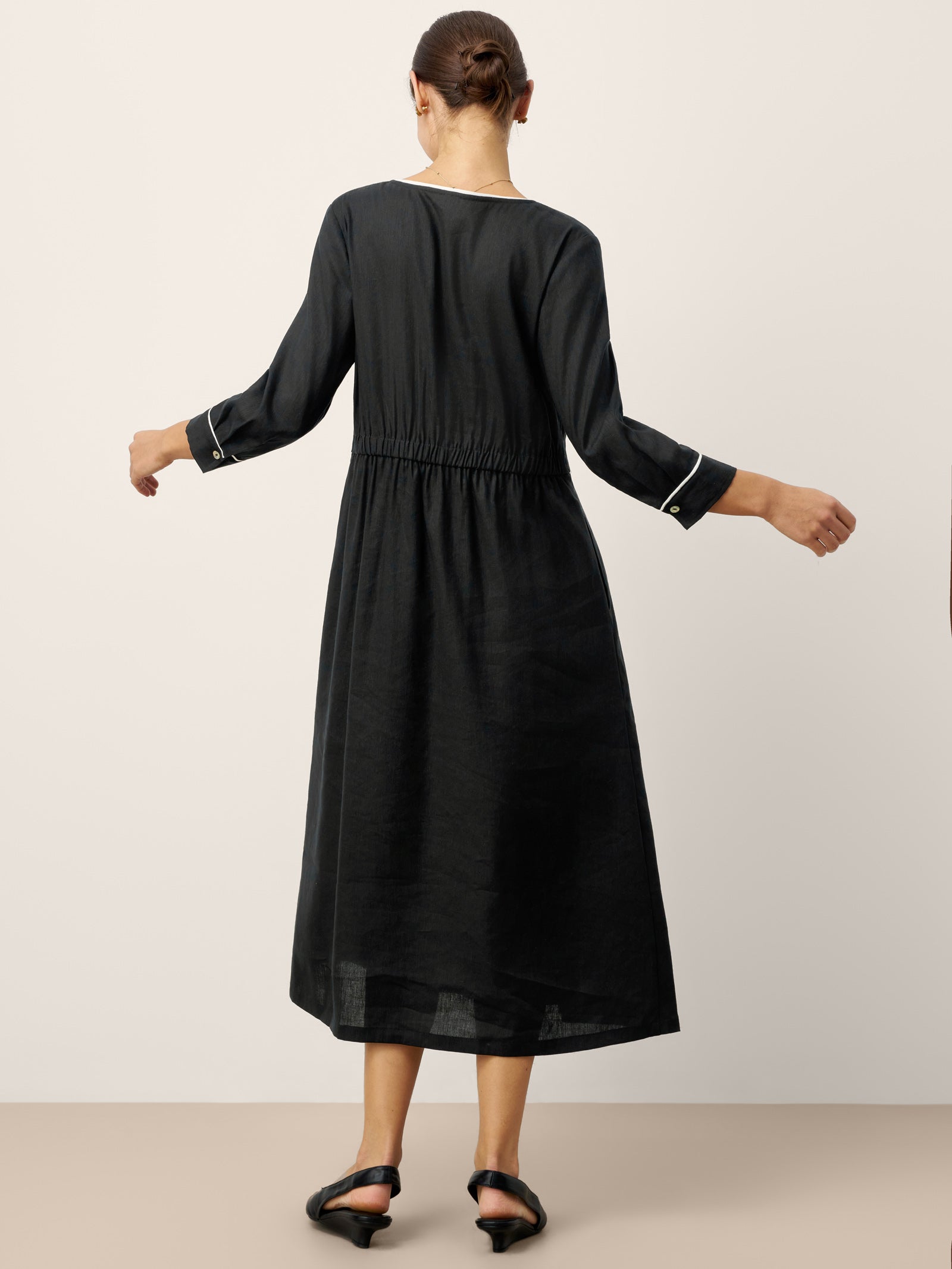 Linen-Lyocell Contrast Trim Gathered Midi Dress NYX DestGlow