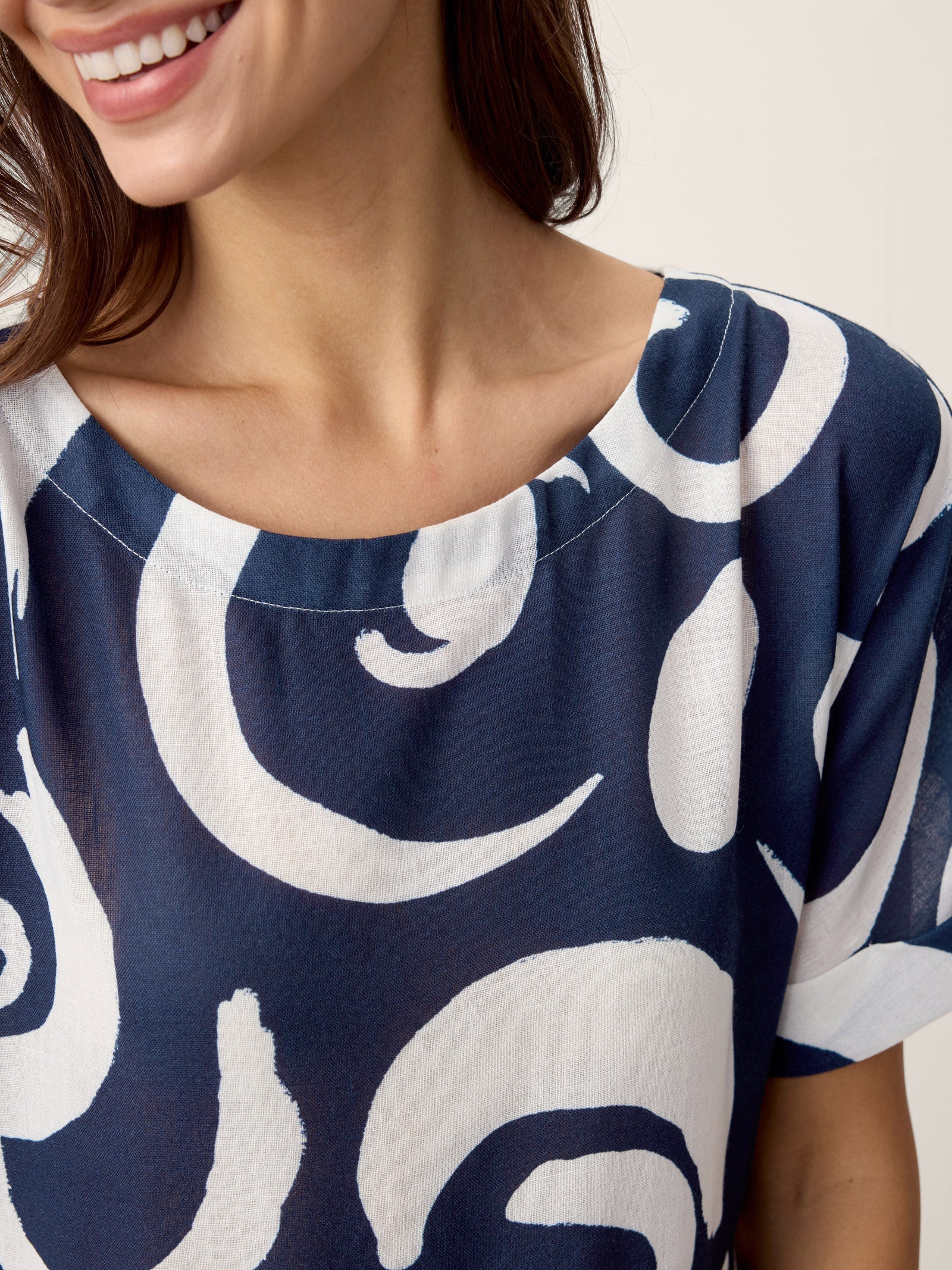 Linen Abstract-Print Pleated-Waist Midi Dress PRIYA